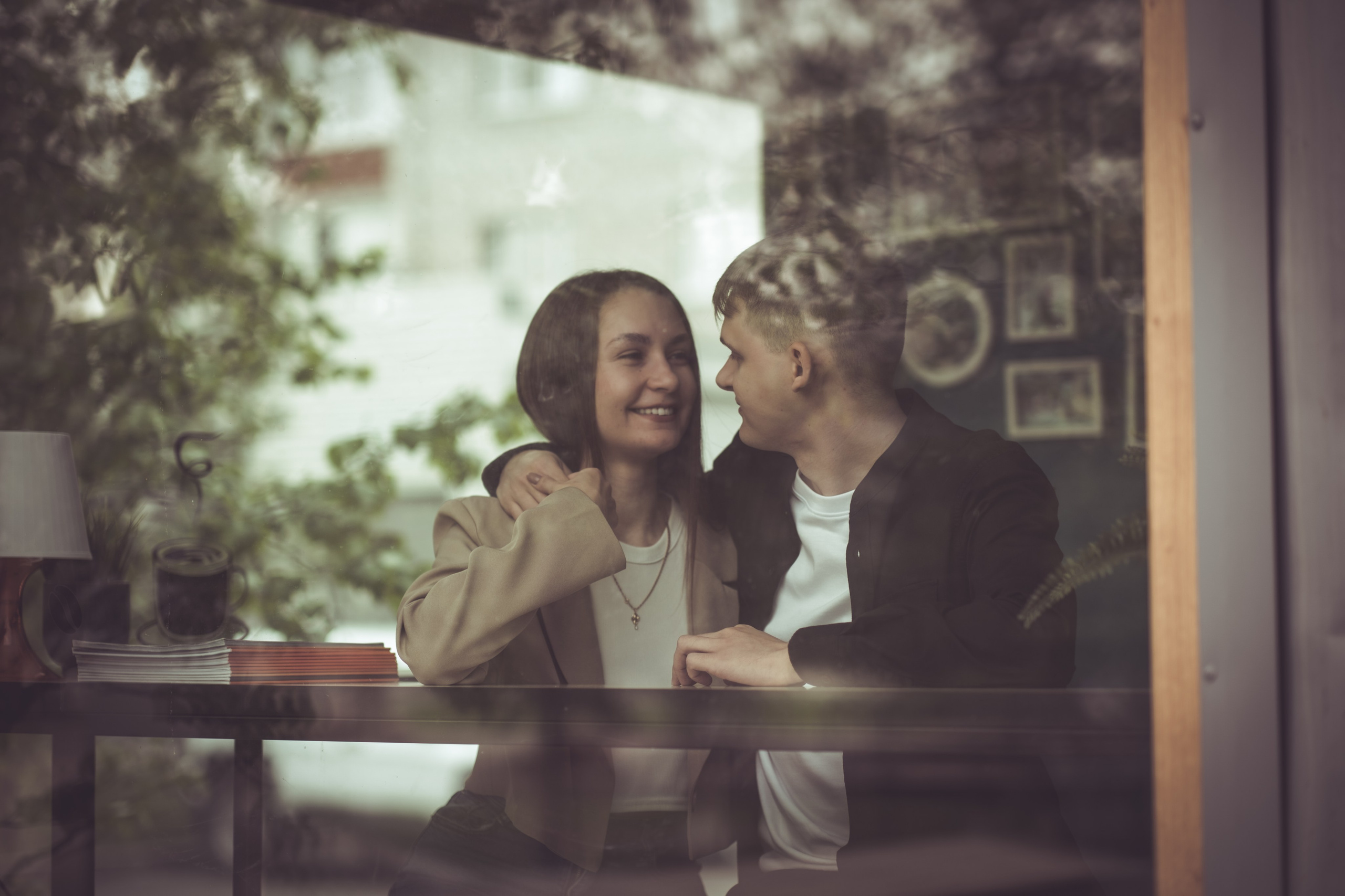 Love-story Даша и Кирилл. Фотограф Елена Дегтярева. Семейная, детская и школьная фотография в Тюмени. Яркие и живые снимки, которые сохранят историю вашей семьи