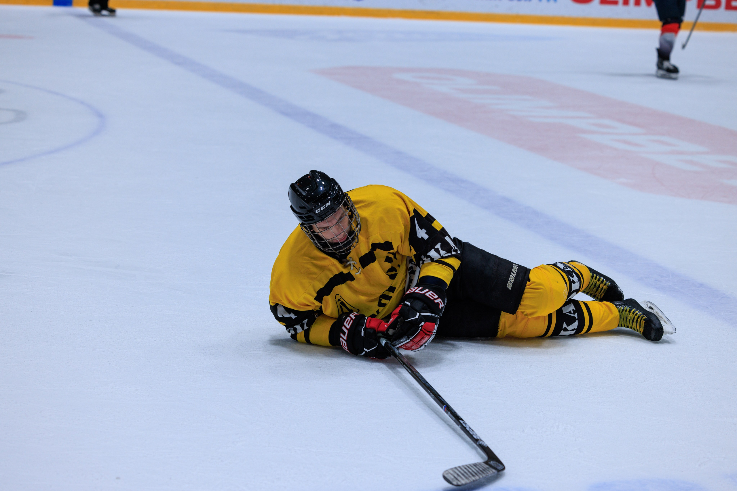 НХЛ Омега — Ижорец (3-2). Фотограф Александр Заломаев