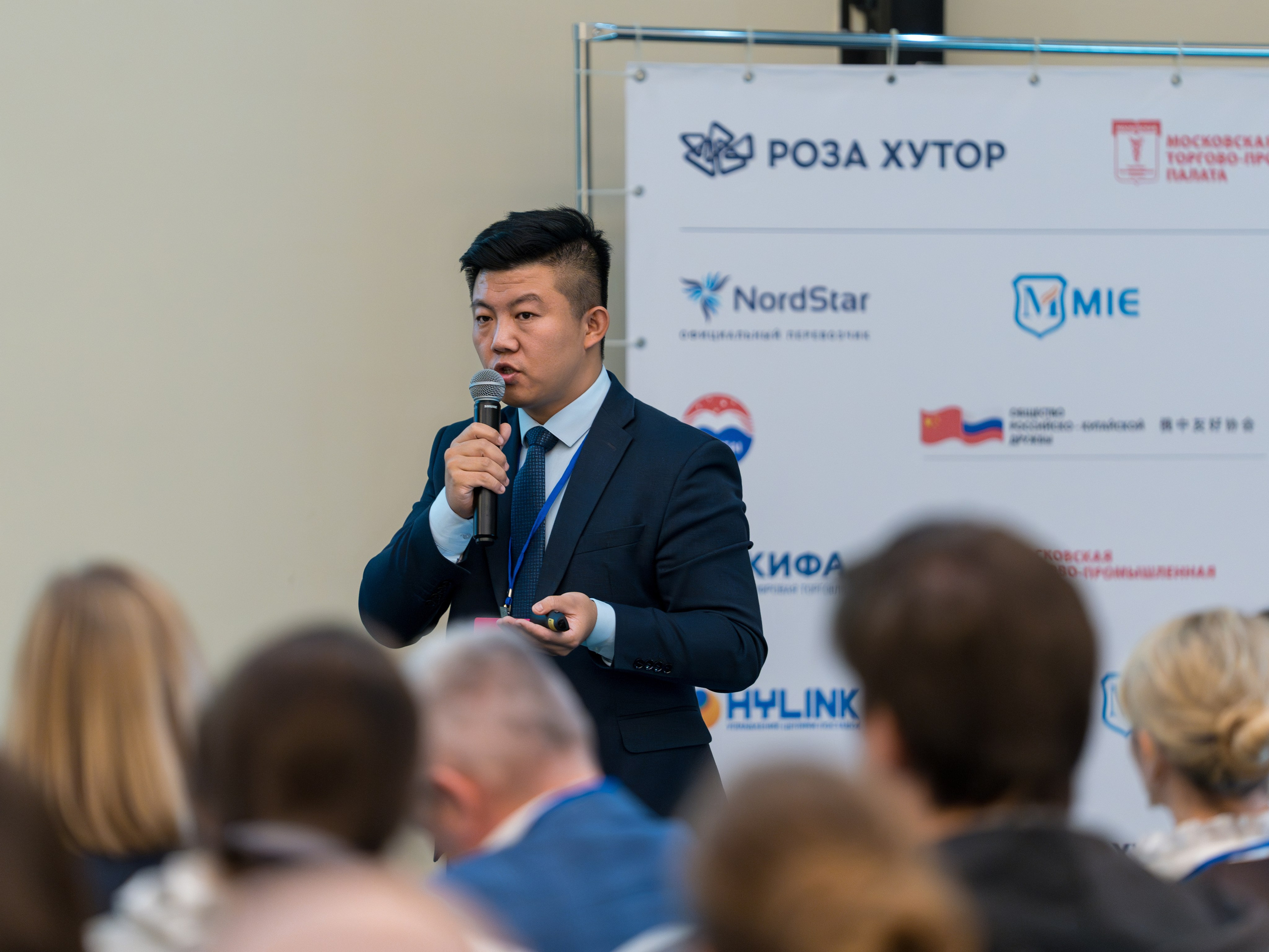 ChinaRosaFest 2024. Репортажный фотограф в Красной Поляне и Сочи Павлюченко Екатерина