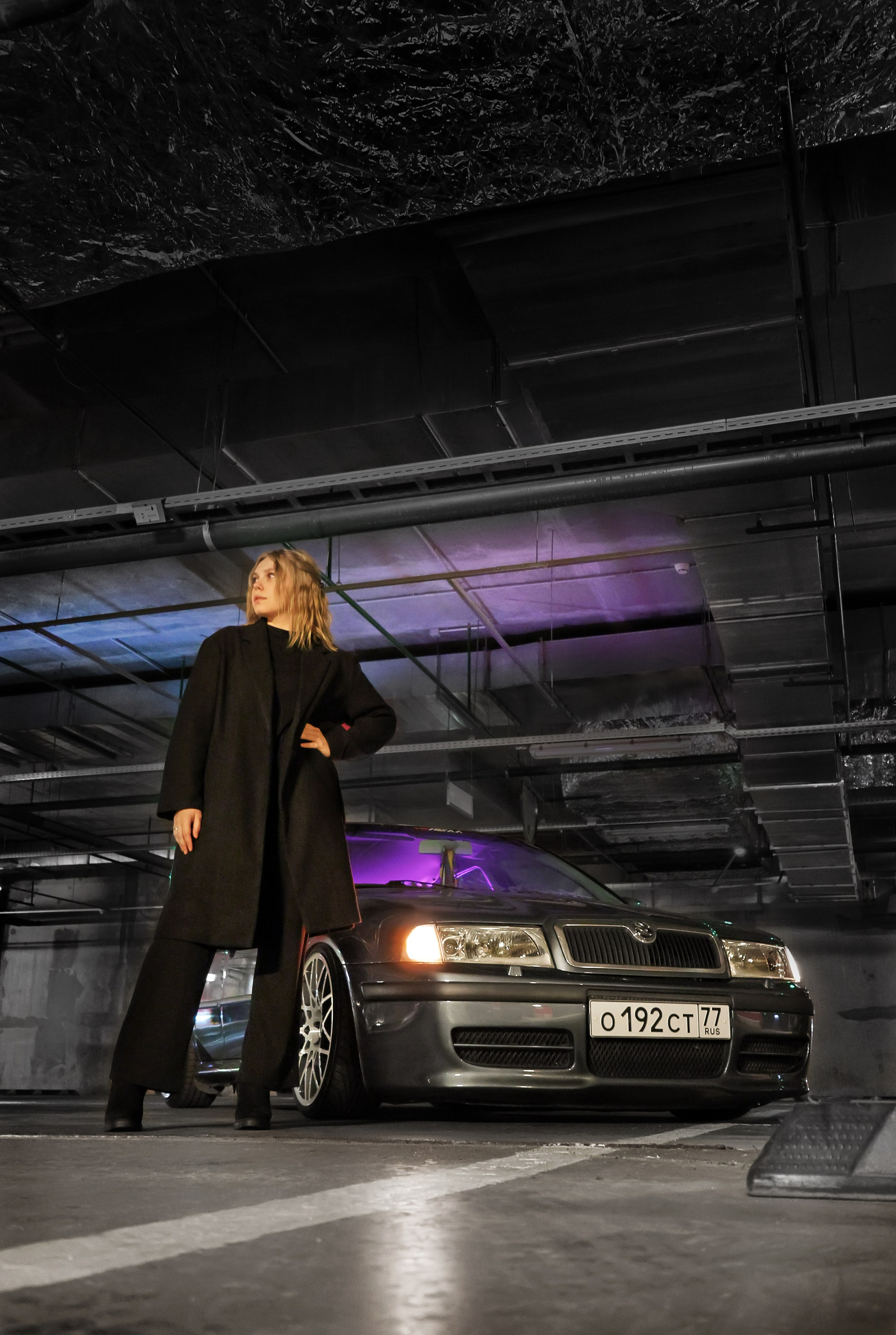 Yana & Skoda Octavia. Фотограф Анна Гаврилова