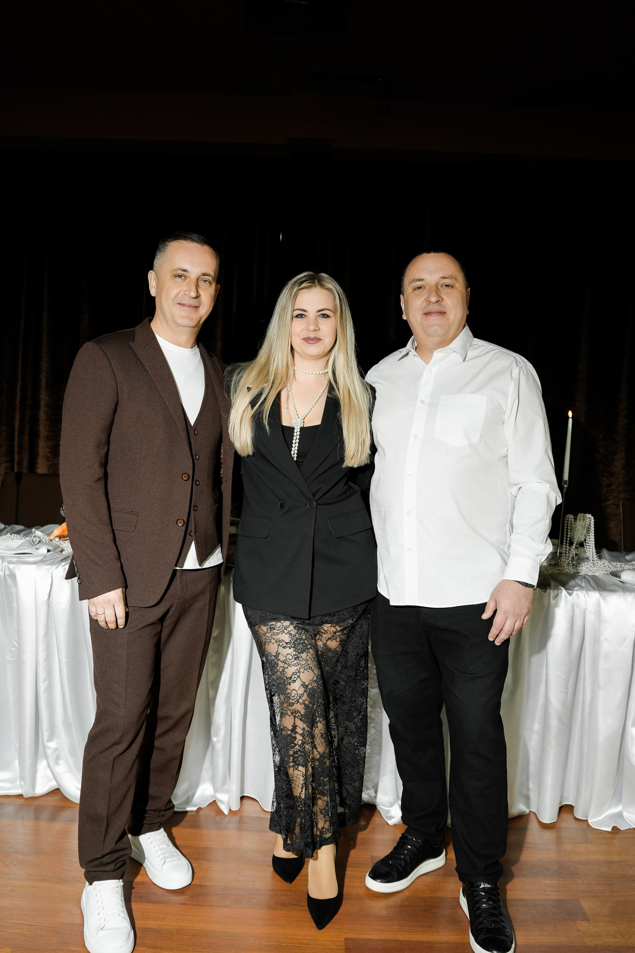 12лет студии «For you». Свадебный фотограф и видеограф в Ростове-на-Дону. Максим и Наталья Лебедевы