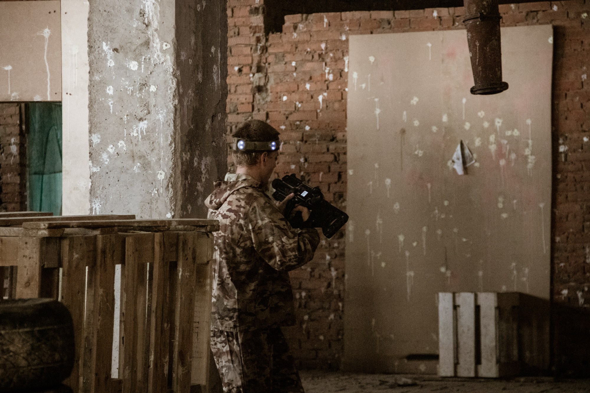 ЗИП Лазертаг. Репортажный, промышленный и маркетплейс-фотограф Дмитрий Чернат