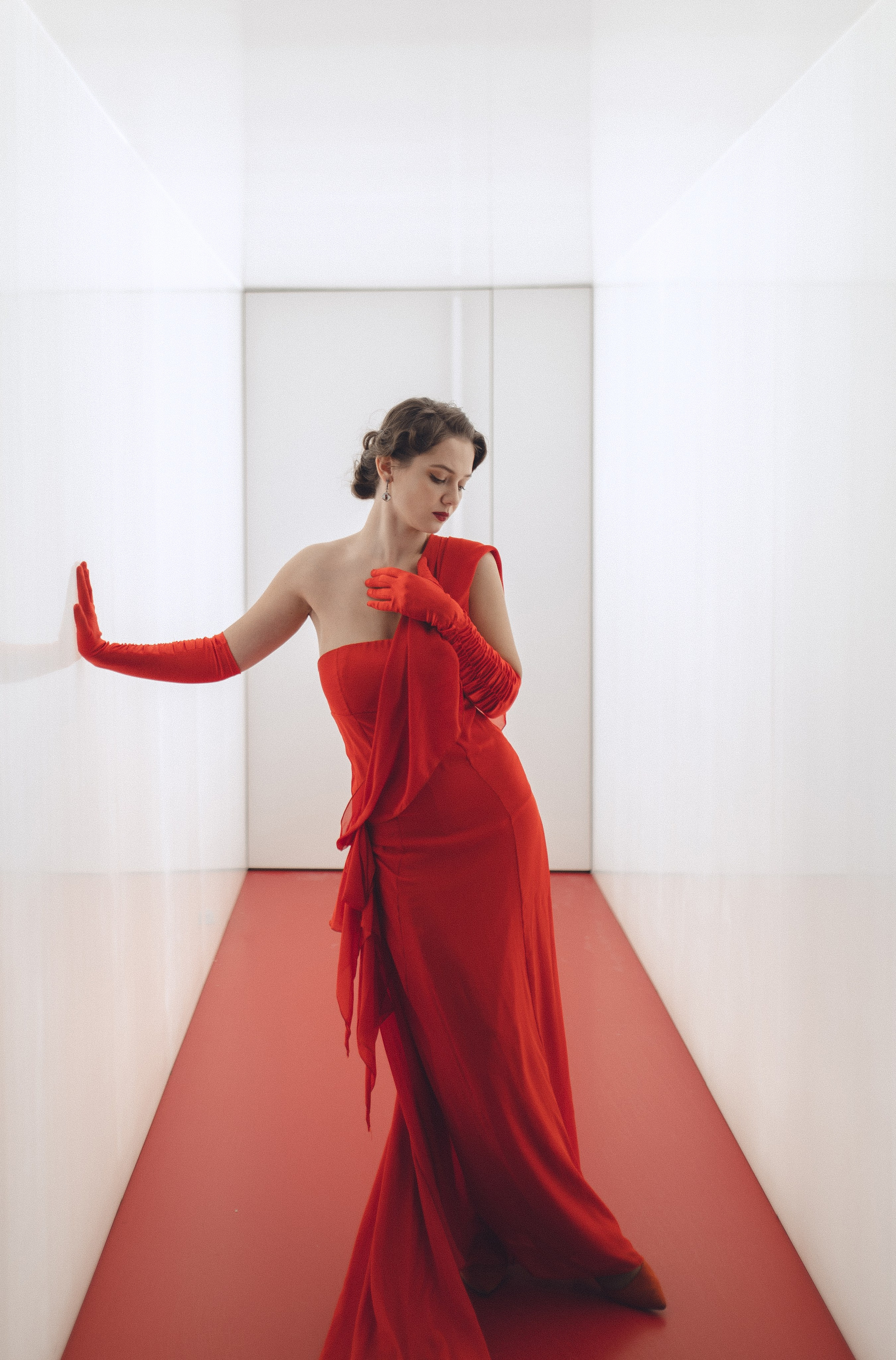 Стильная фотосессия для девушки в Санкт-Петербурге. Фотограф в Санкт-Петербурге Осокина Елизавета