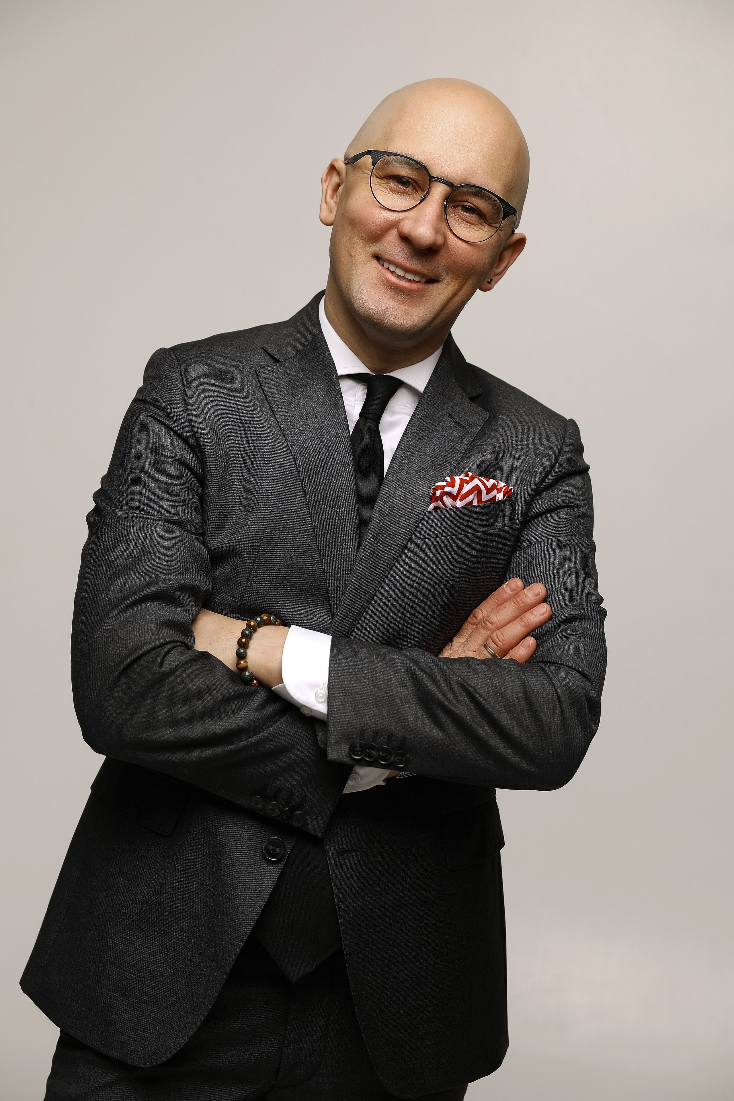 Индивидуальная фотосессия, портреты для сайта, контент съемка. Фотограф Ксения Талькина — PRОкниги — Екатеринбург