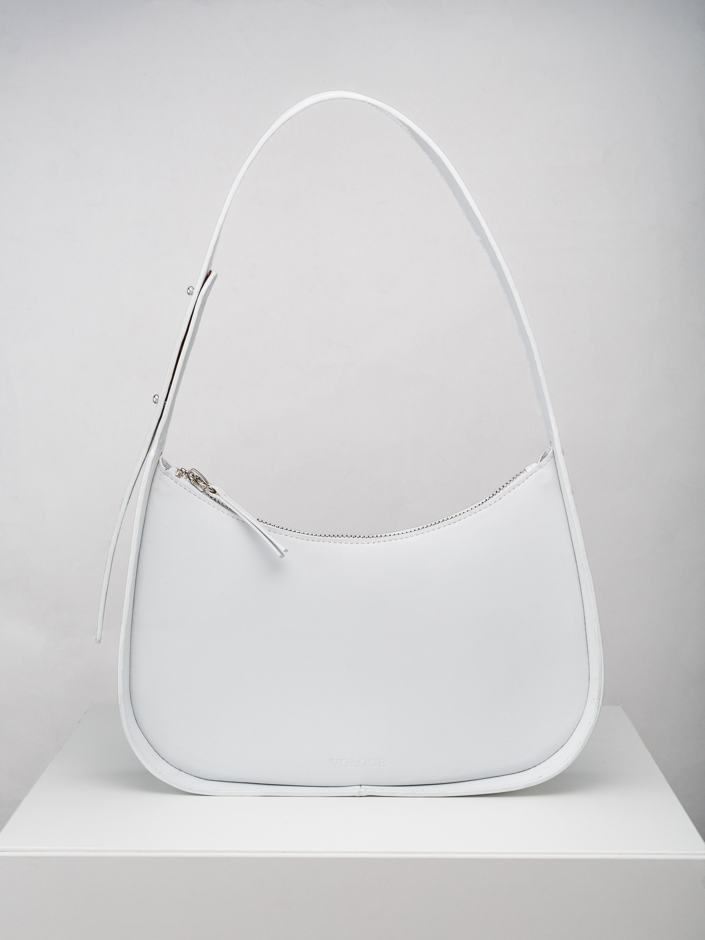 Фотосъёмка сумок и кошельков для маркетплейсов. Профессиональный фотограф в Санкт-Петербурге. Сергей Пушкин