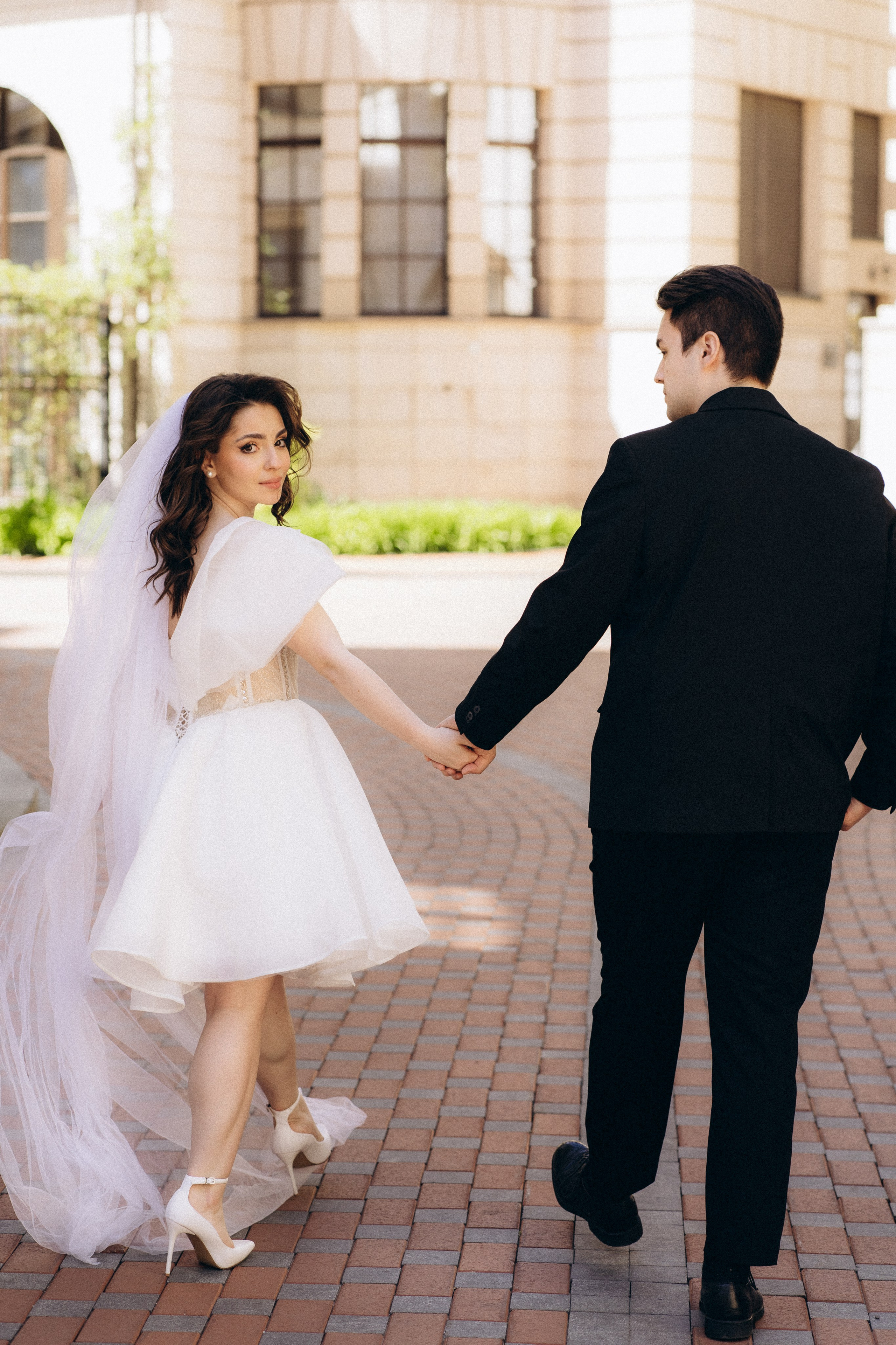 Свадебная фотопрогулка в Москве по центру города. Свадебный фотограф в Москве Анна Полушина