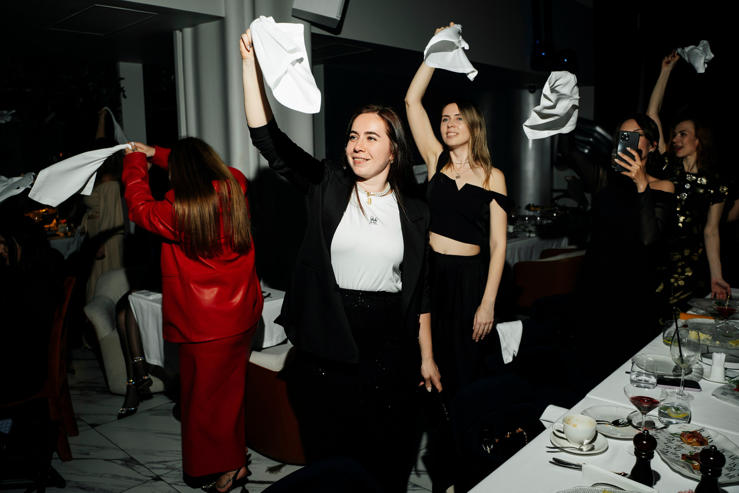 4 мая (суббота). BENUAR Restaurant