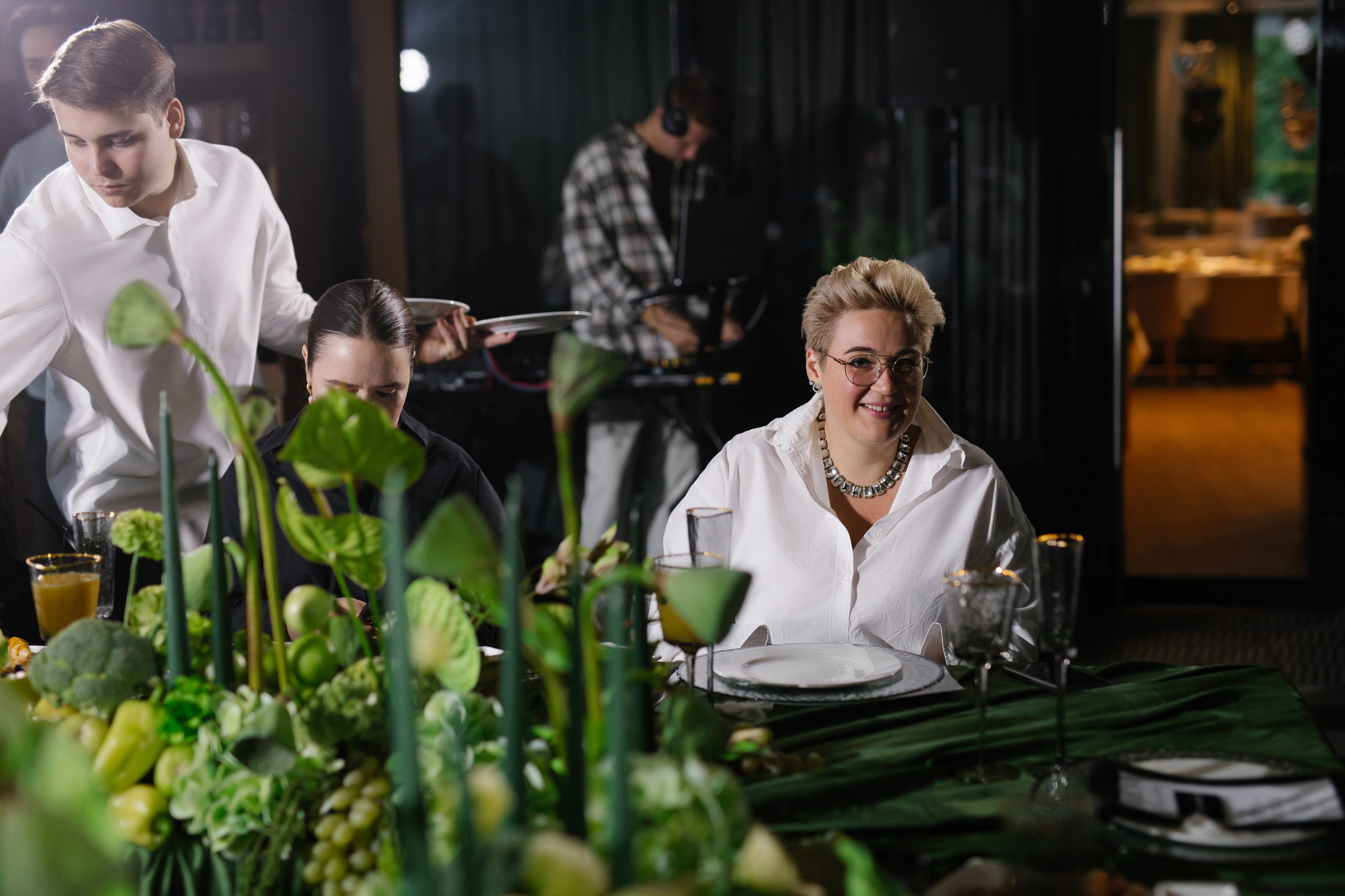 День рождения Юлии, Ресторан Сантропе