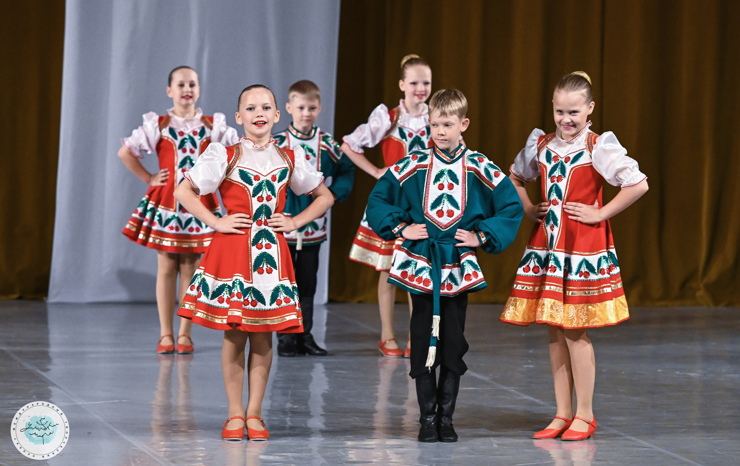 08.07.2025 «Улыбки Мира» Финал Международного творческого проекта г. Санкт-Петербург. Медиастудия Фото Концепт