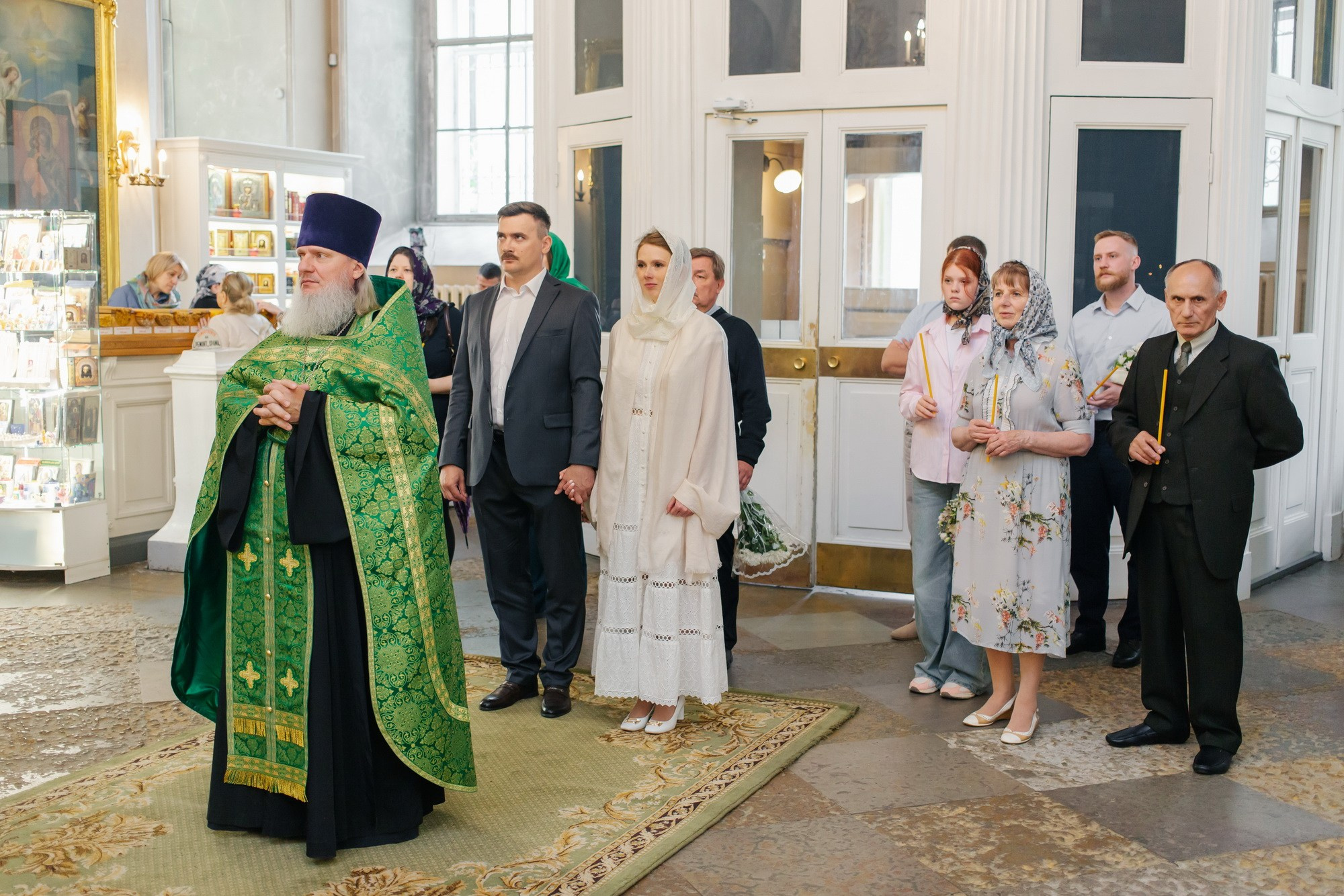Венчание в Спасо Преображенском соборе сколько стоит, где повенчаться в Питере, обвенчаться в Санкт Петербурге, какую церковь выбрать для венчания, стоимость венчания в СПб
