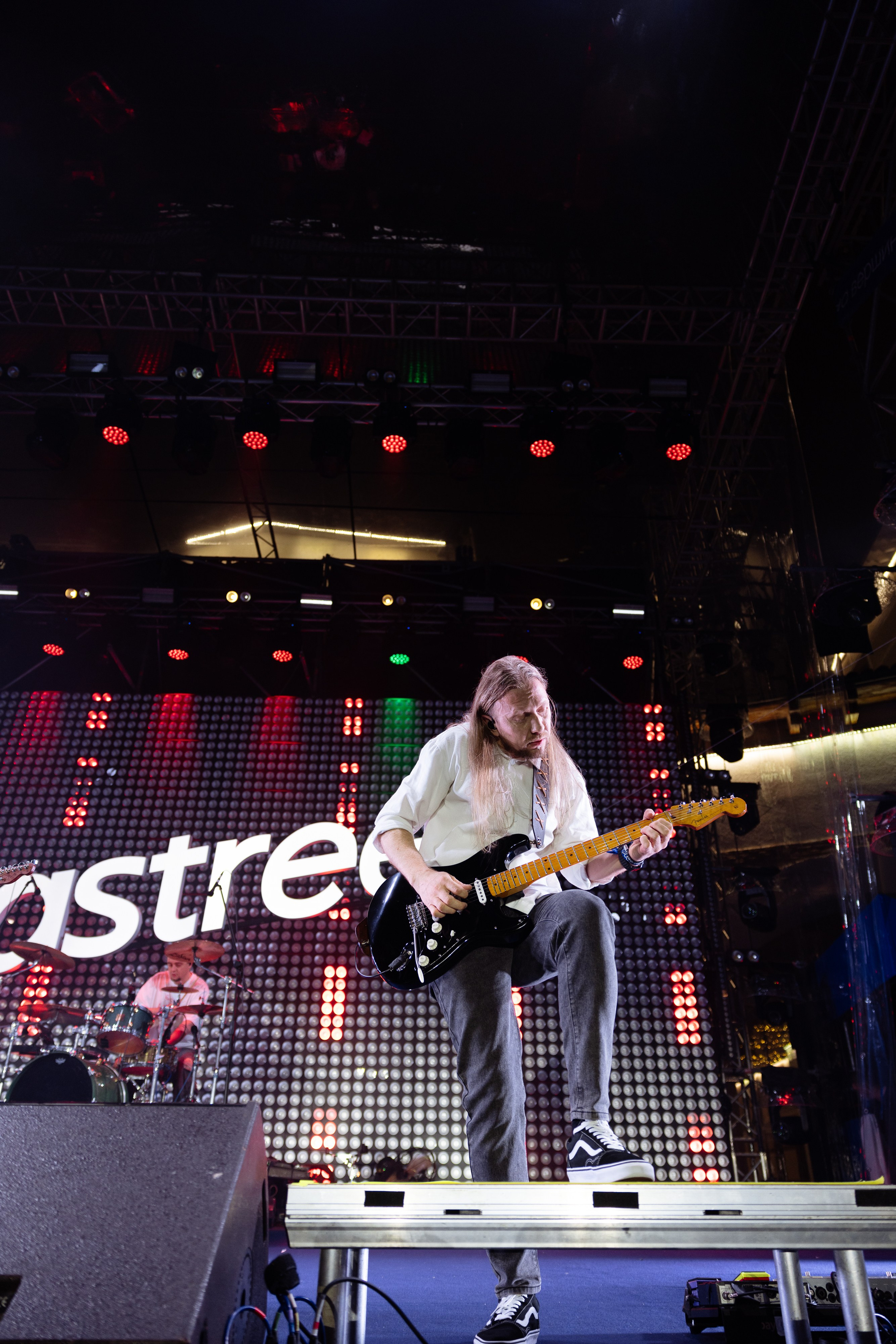 Женя Трофимов и Комната Культуры. Арина Тамочкина. Фотограф Краснодарю