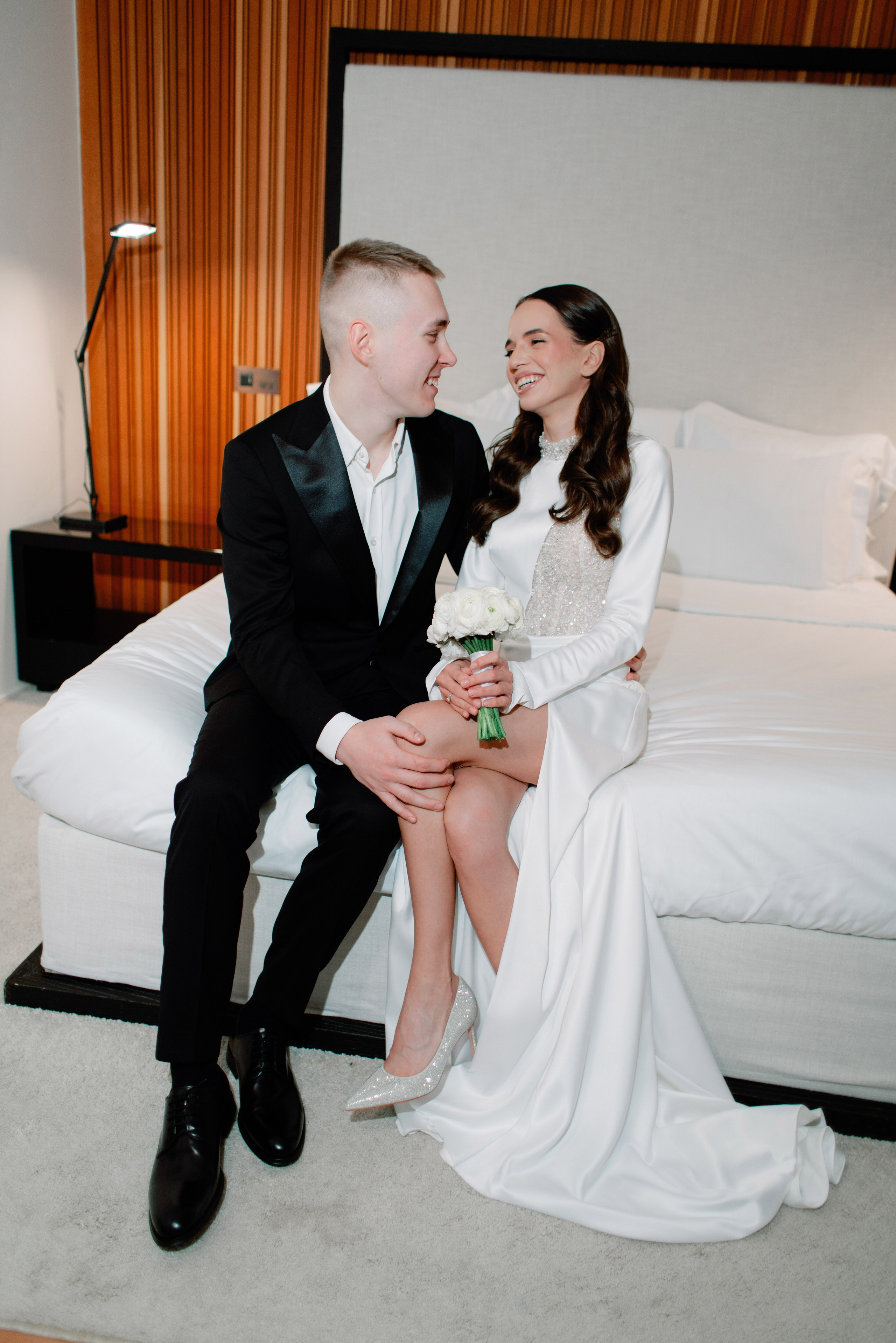 Свадьба для двоих в Москве, фотосессия на крыше, сборы, прогулка в Barvikha Luxury Village