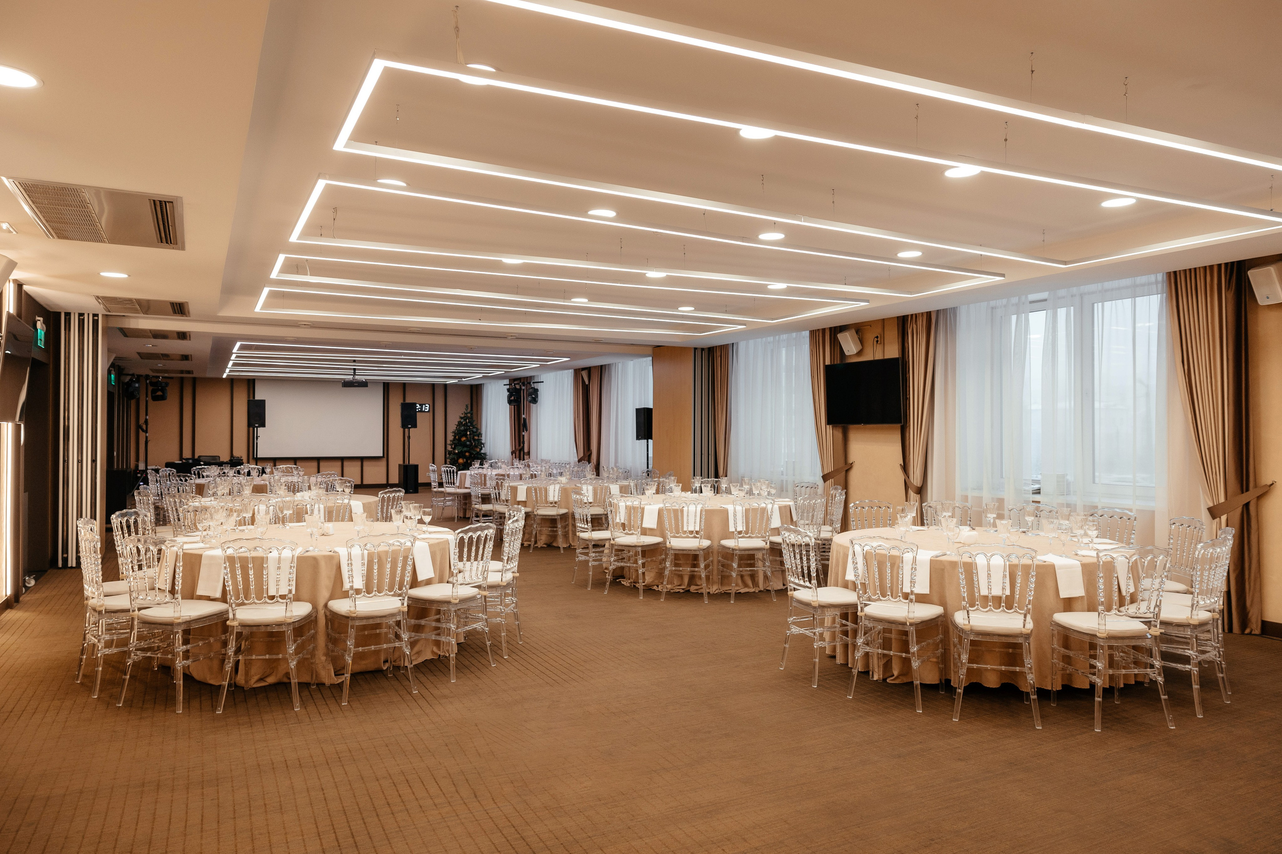 Отель Московская горка, банкетные залы. Фотограф для бизнеса Константин Брусницын в Екатеринбурге