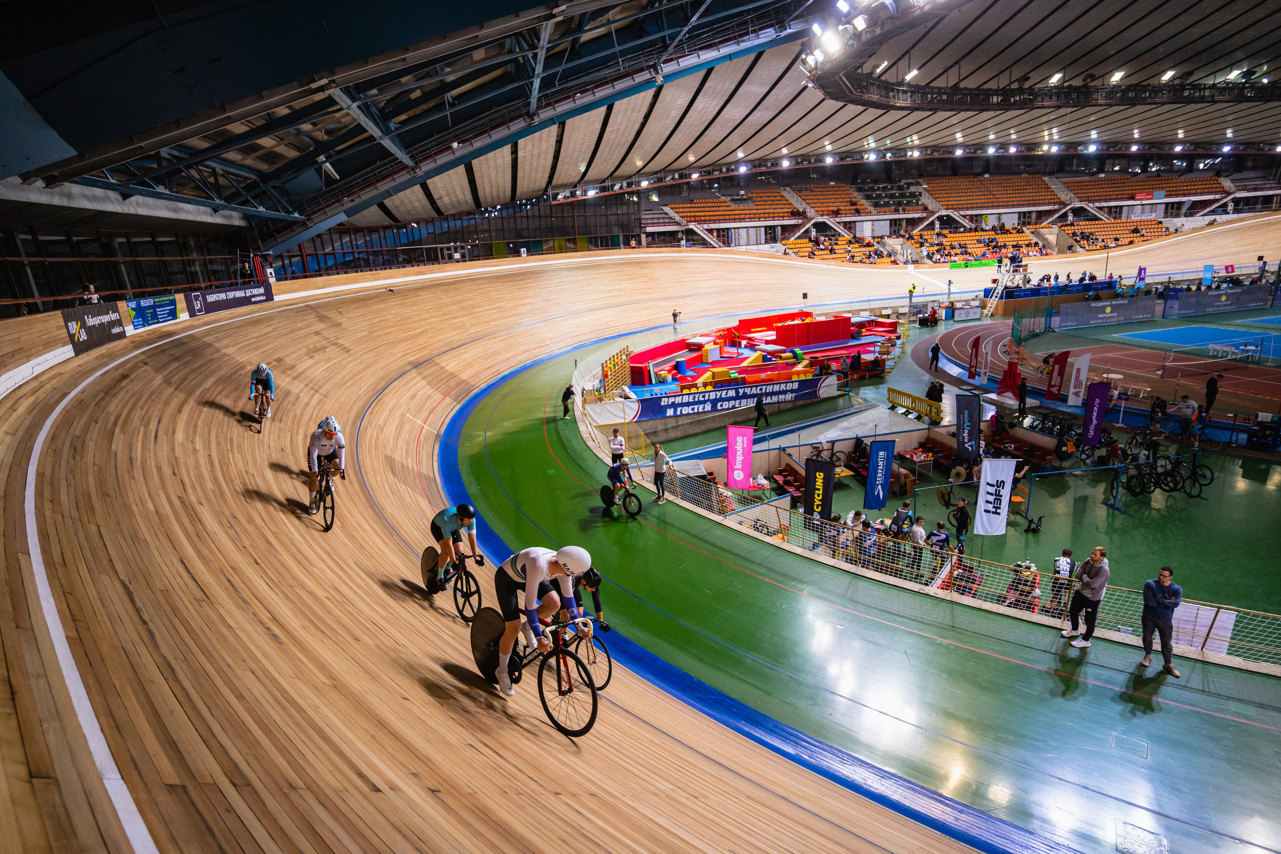 Sputnik & Лига Мастеров. Спортивный и репортажный фотограф Иван Счетчиков