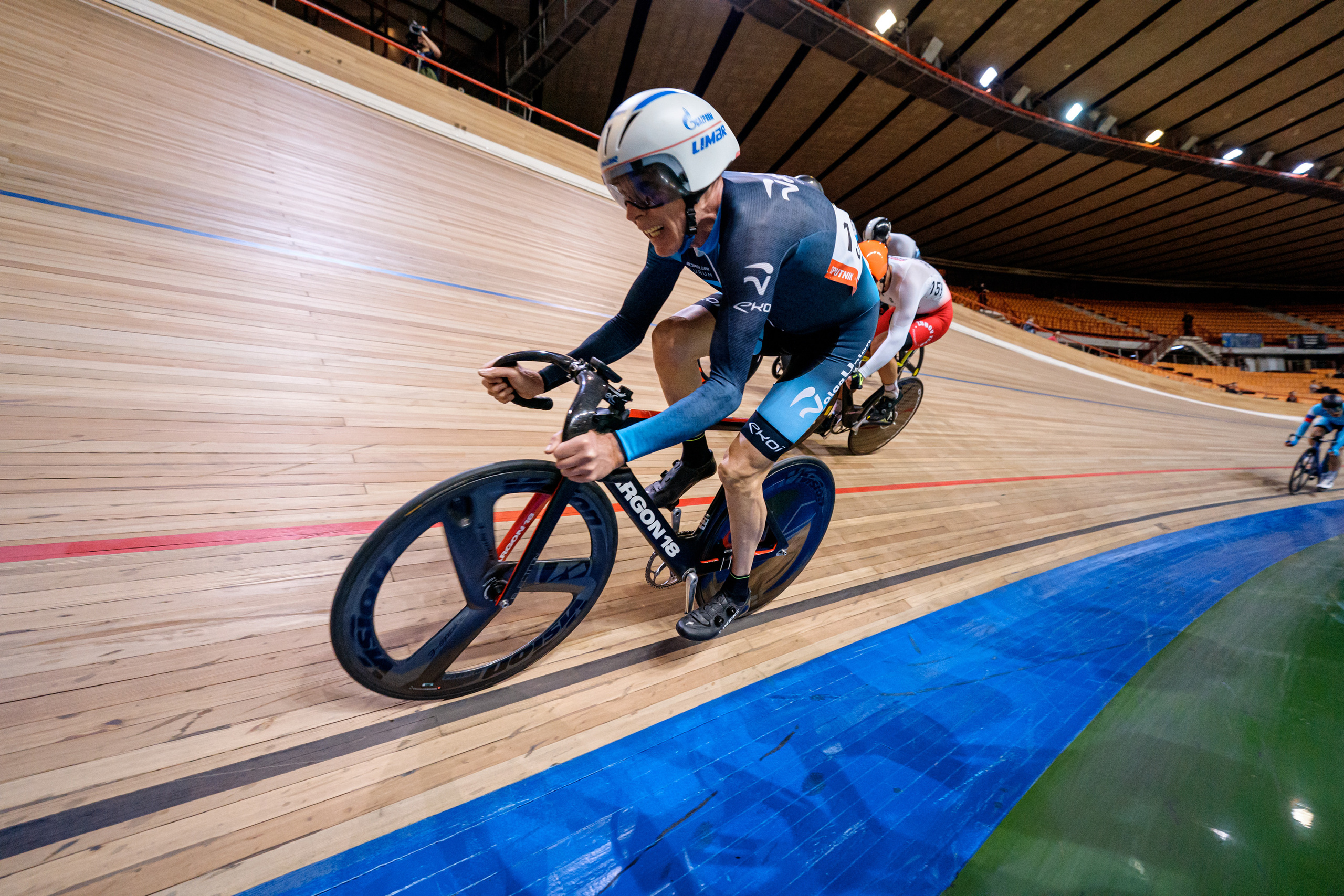 Sputnik & Лига Мастеров. Спортивный и репортажный фотограф Иван Счетчиков