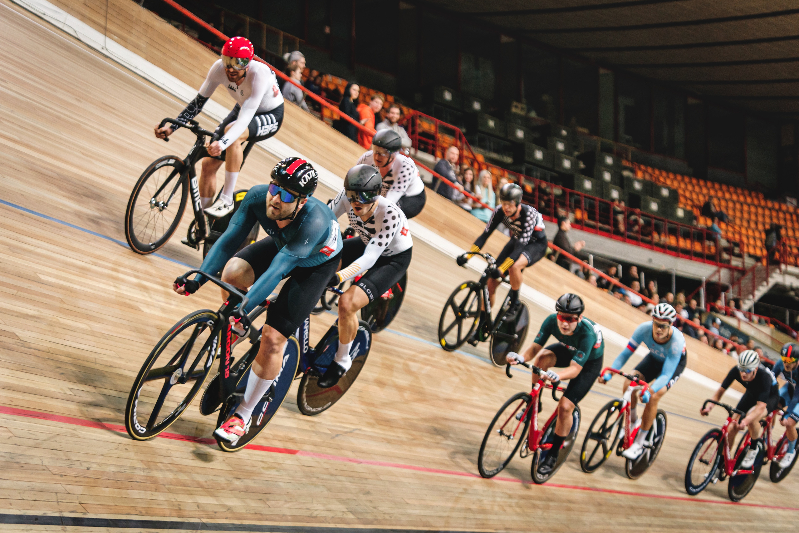 Sputnik & Лига Мастеров. Спортивный и репортажный фотограф Иван Счетчиков