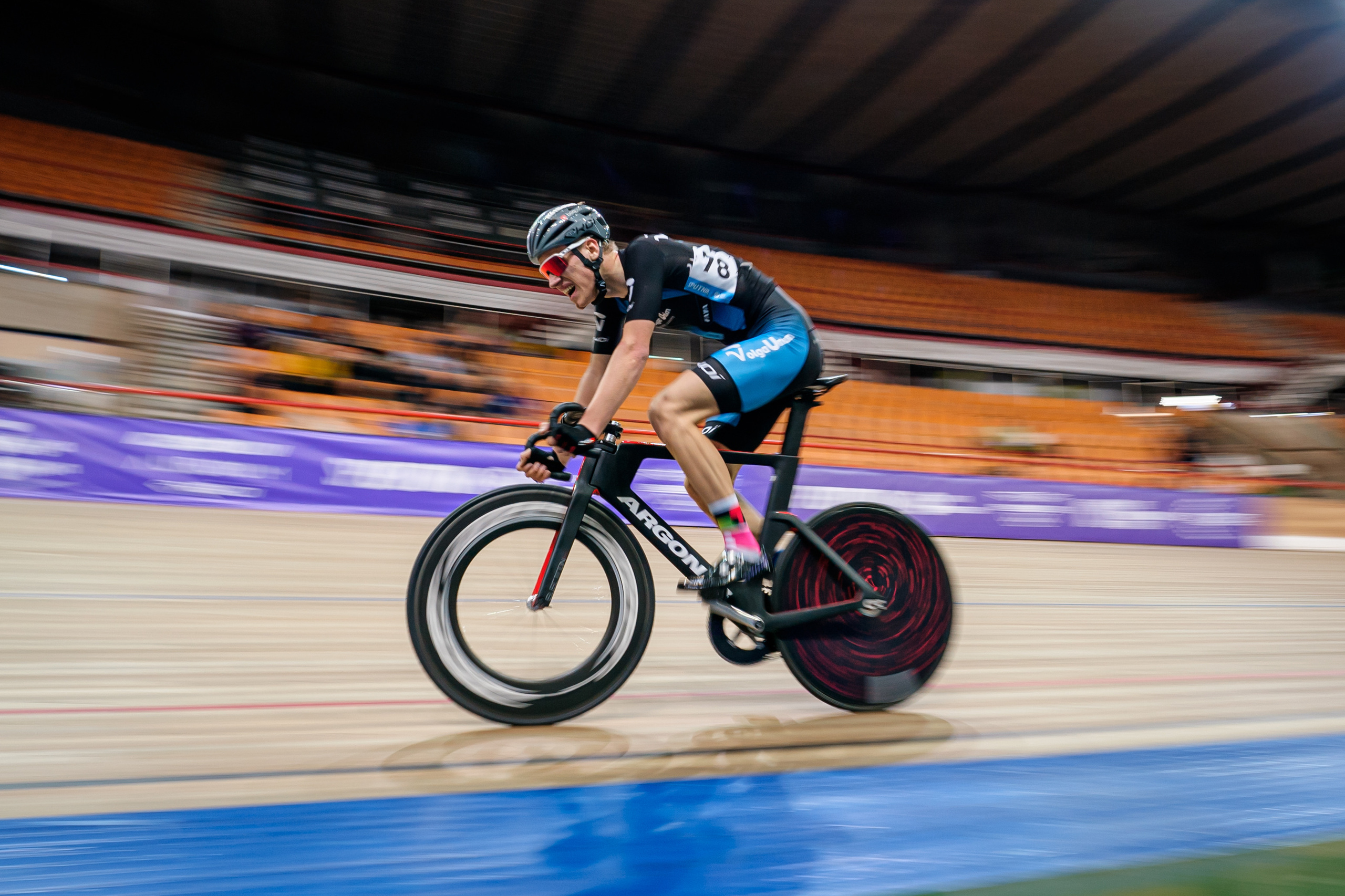 Фотосъемка велотрек Крылатское. Спортивный и репортажный фотограф Иван Счетчиков