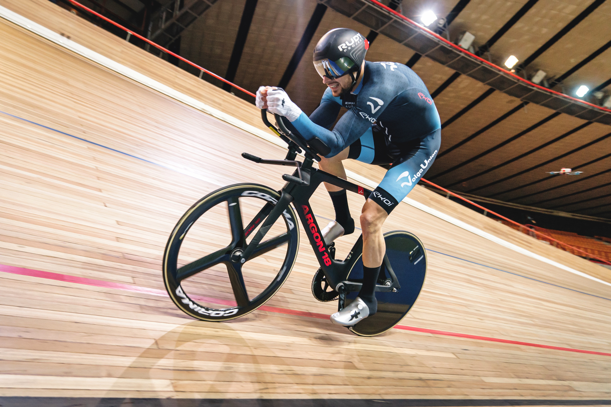 Sputnik & Лига Мастеров. Спортивный и репортажный фотограф Иван Счетчиков