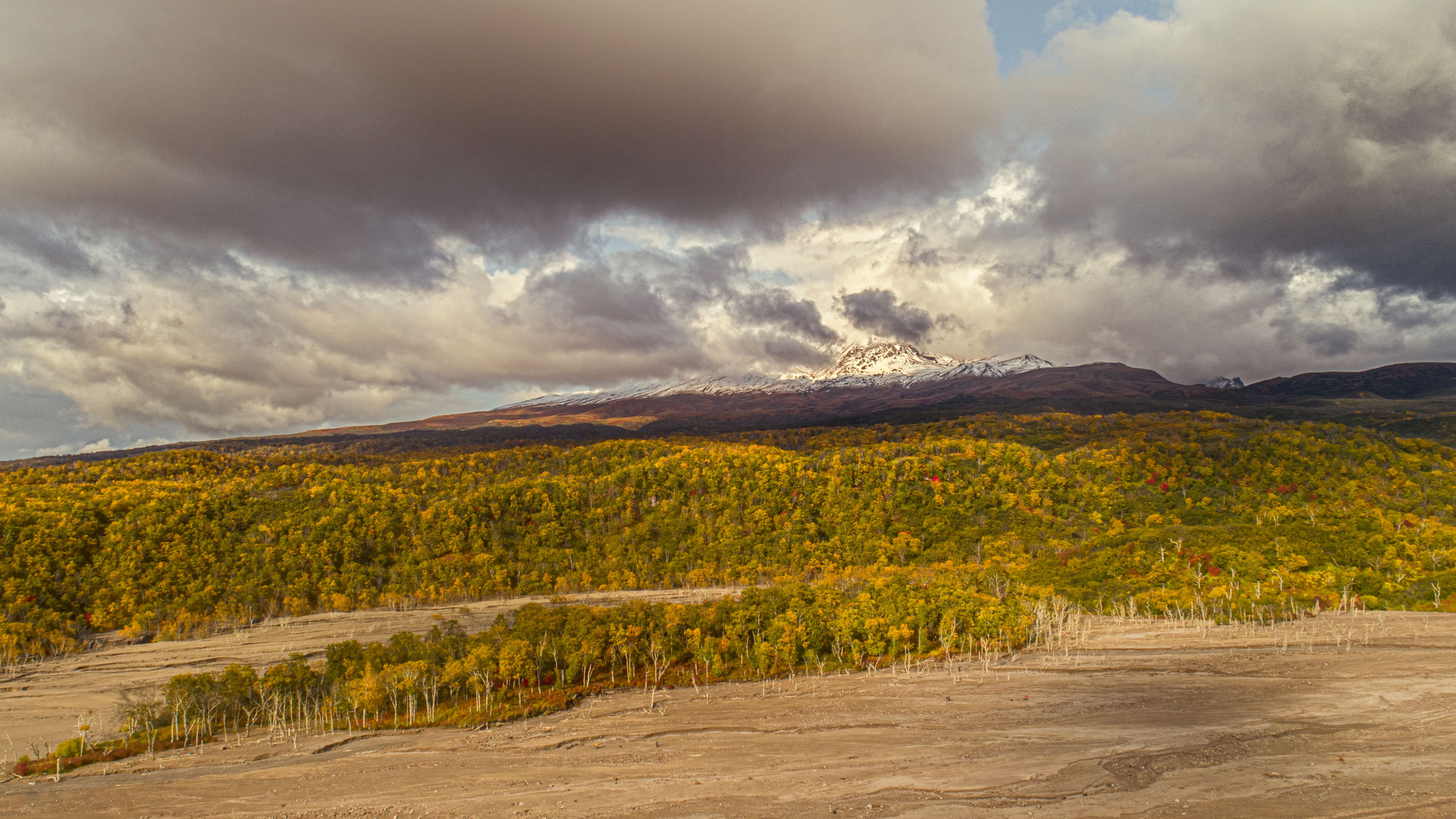 Осенний пейзаж. Танцы и балет, эротика, ню фотосессии в Москве. Valius Werwolf