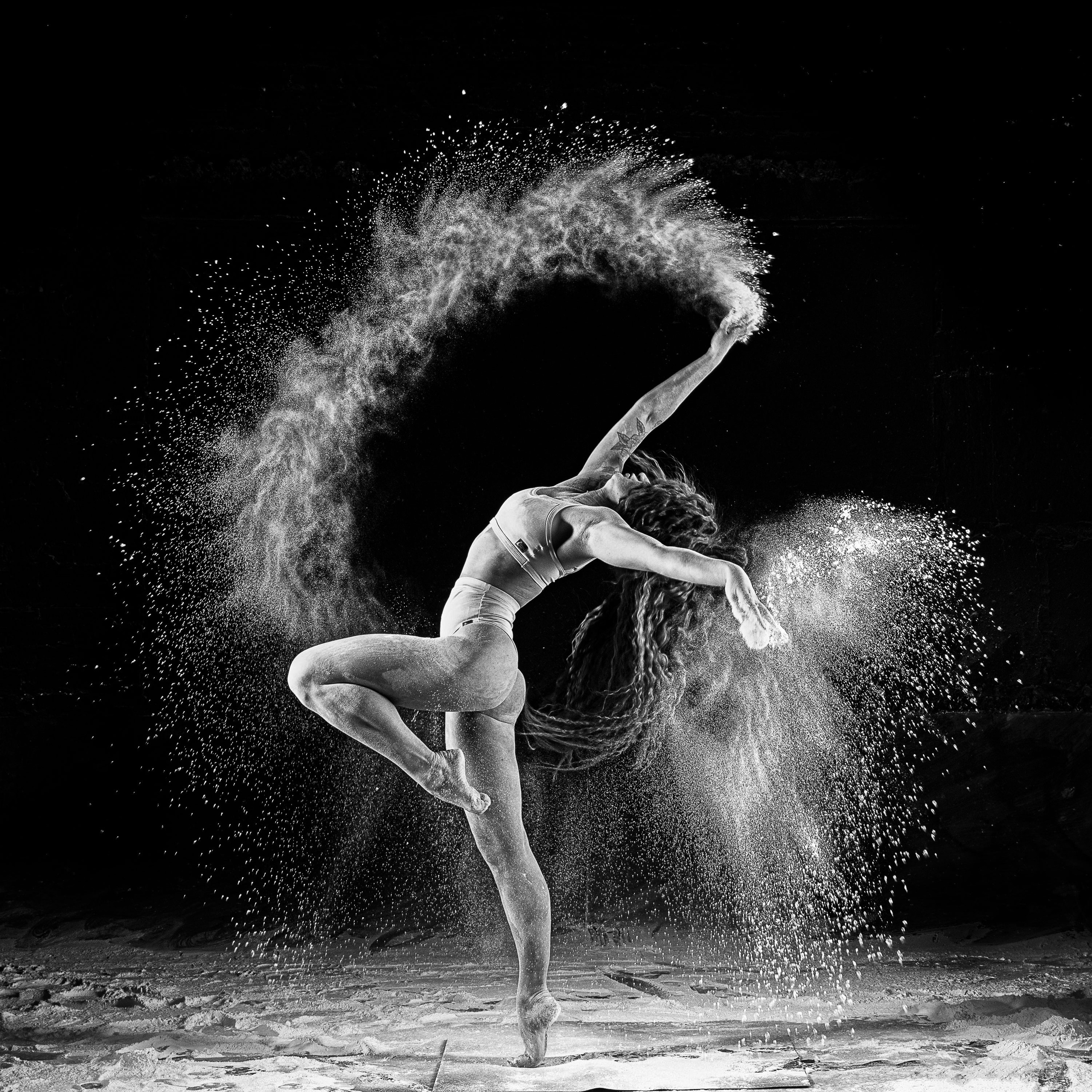 6th 35Awards. Танцы и балет, эротика, ню фотосессии в Москве. Valius Werwolf