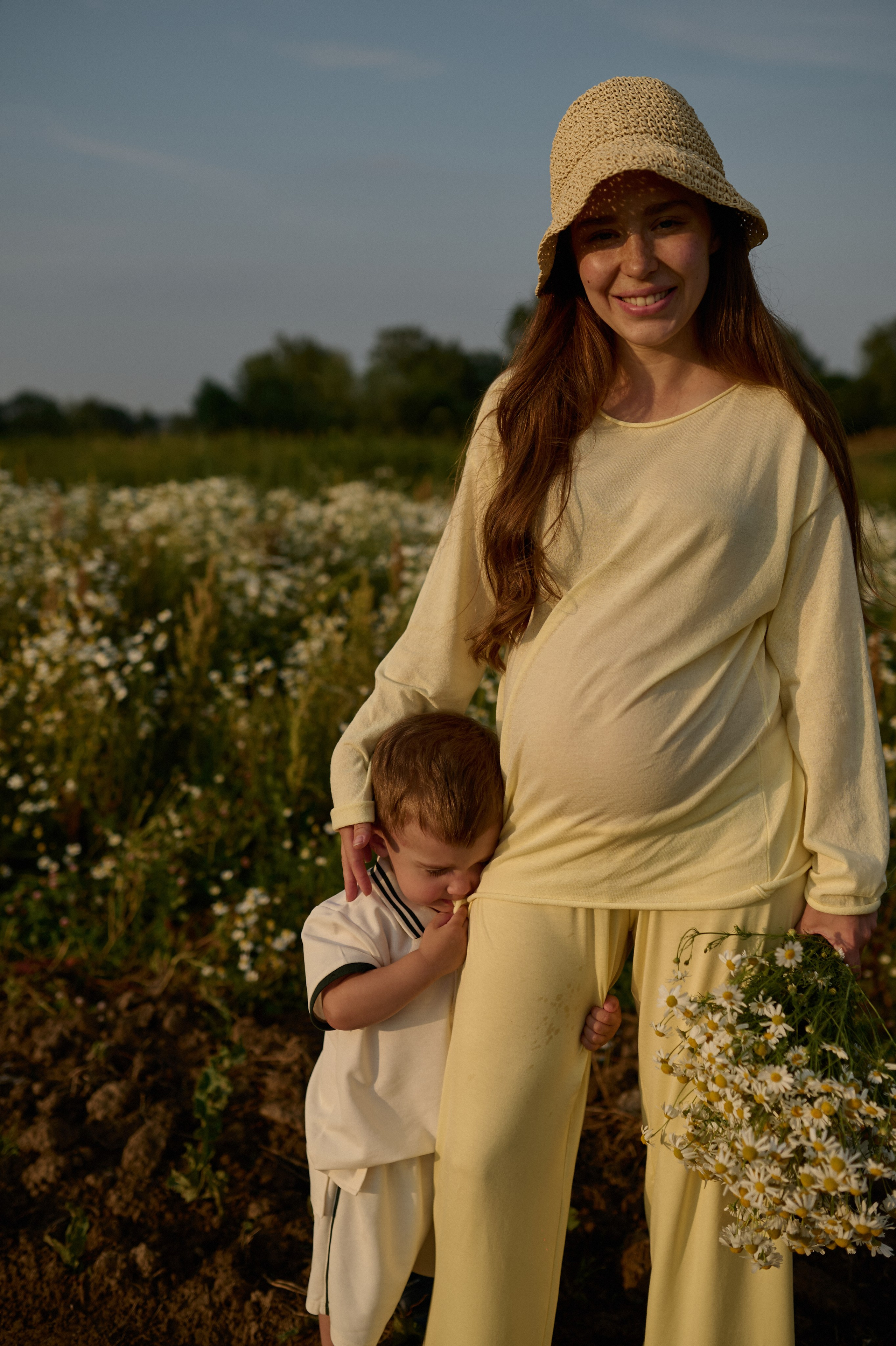 Рома, Оля, Максим и ромашки. Семейный и свадебный lifestyle-фотограф в Москве Мария Петрова