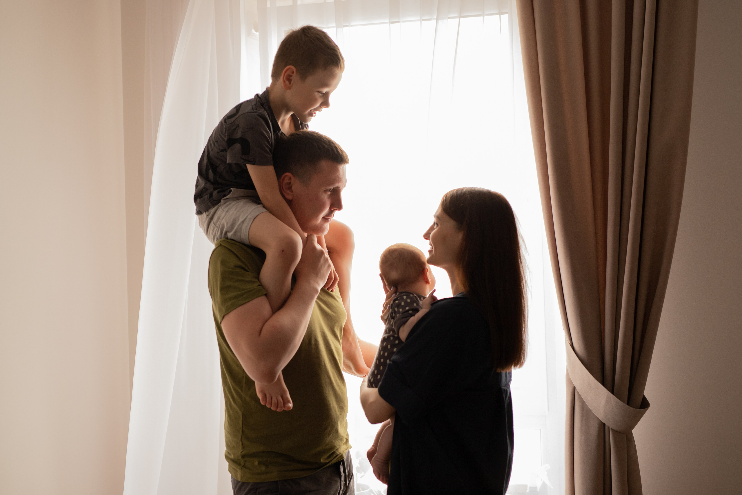 Портфолио семейная съемка Волгоград Волжский. Фотограф новорождённых Волгоград Волжский Дарья Рыскаль