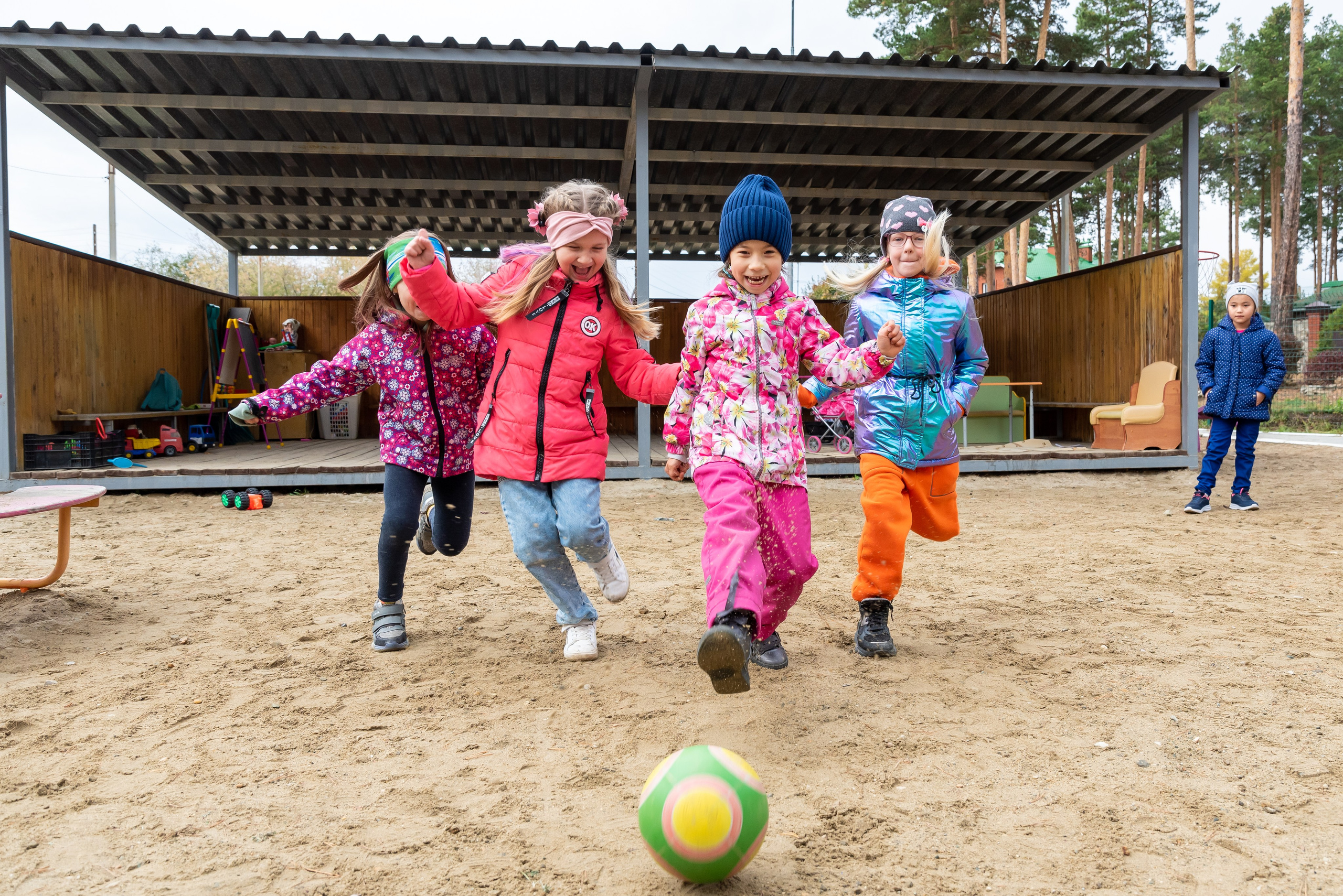 Фотосъёмка на прогулке. Детский фотограф в Екатеринбурге и Берёзовском Евгений Кондаков