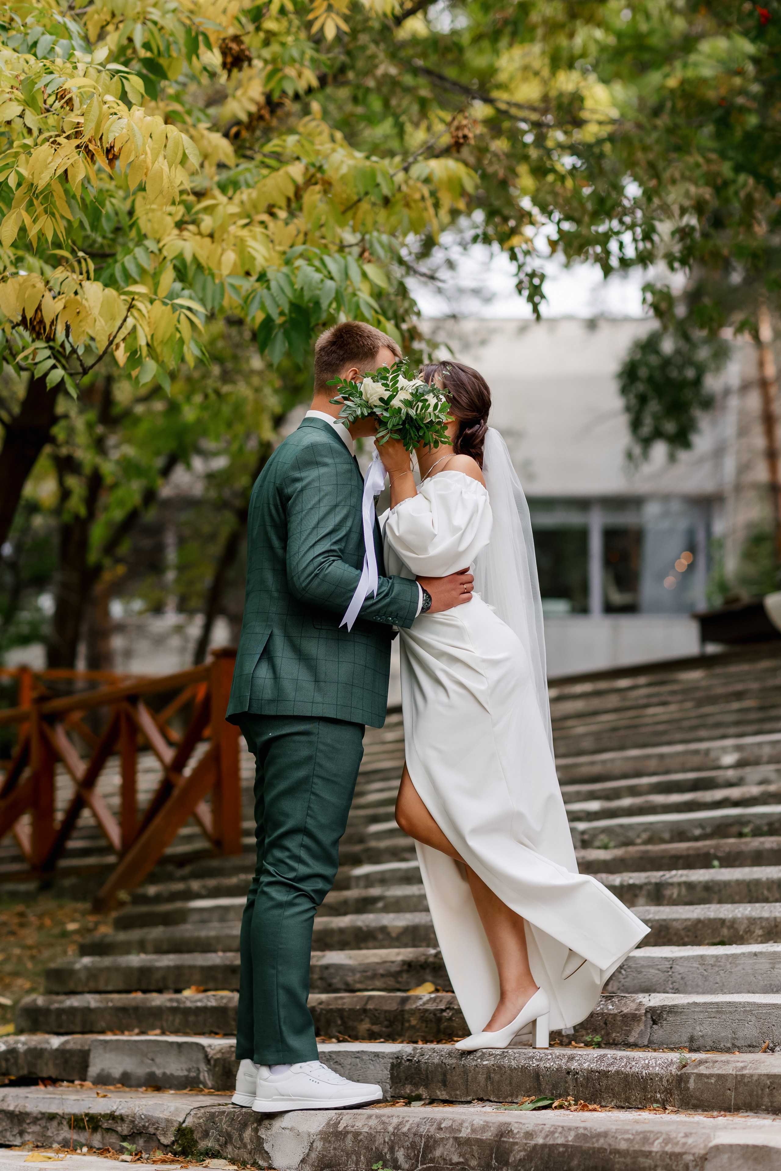 Олег и Юлия. Свадебная прогулка. Свадебный фотограф в Хабаровске