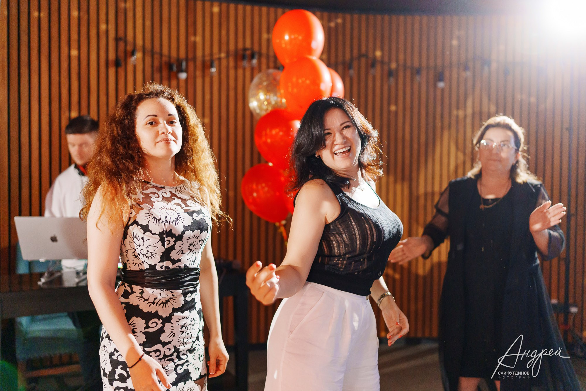 Выпускной 9а Азъбукаведи. Свадебный и семейный фотограф в Ростове-на-Дону. Андрей Сайфутдинов