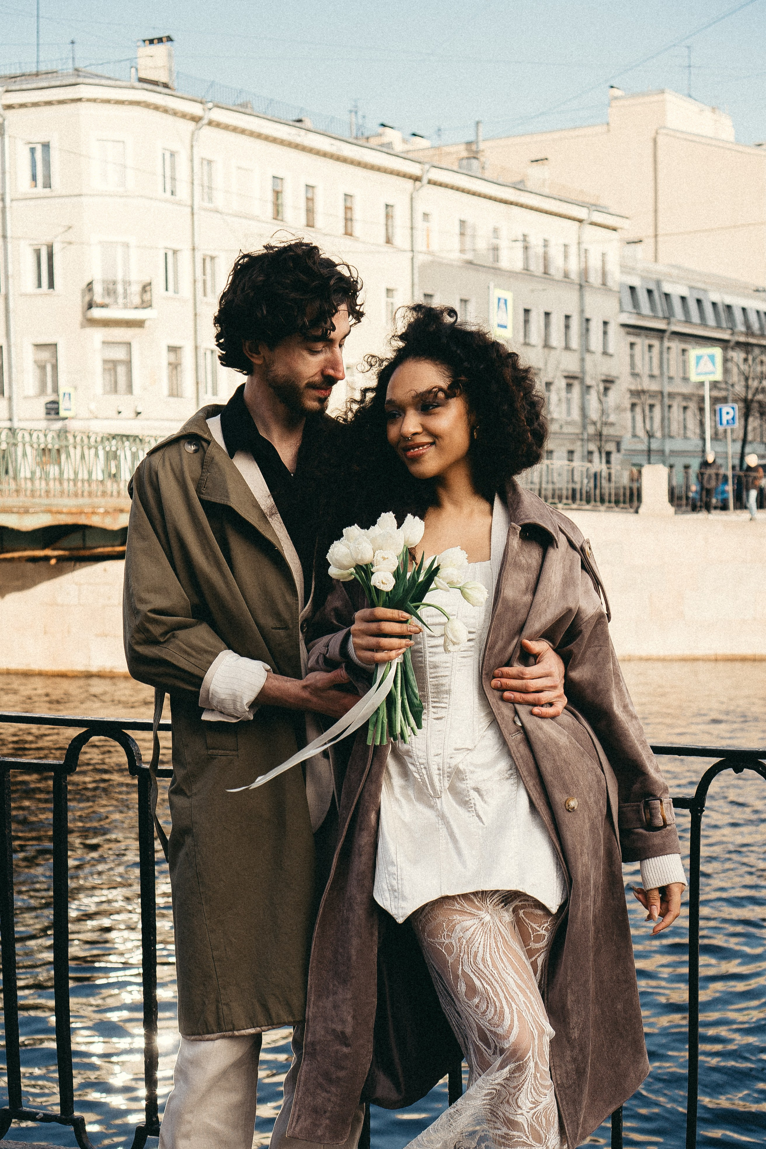 СВАДЕБНАЯ ПРОГУЛКА ПО ПЕТРОГРАДКЕ ВЕСНОЙ. СВАДЕБНАЯ ФОТОСЕССИИЯ НА ПЕТРОГРАДКЕ. Профессиональный фотограф, Санкт-Петербург — Виктория Богомолова