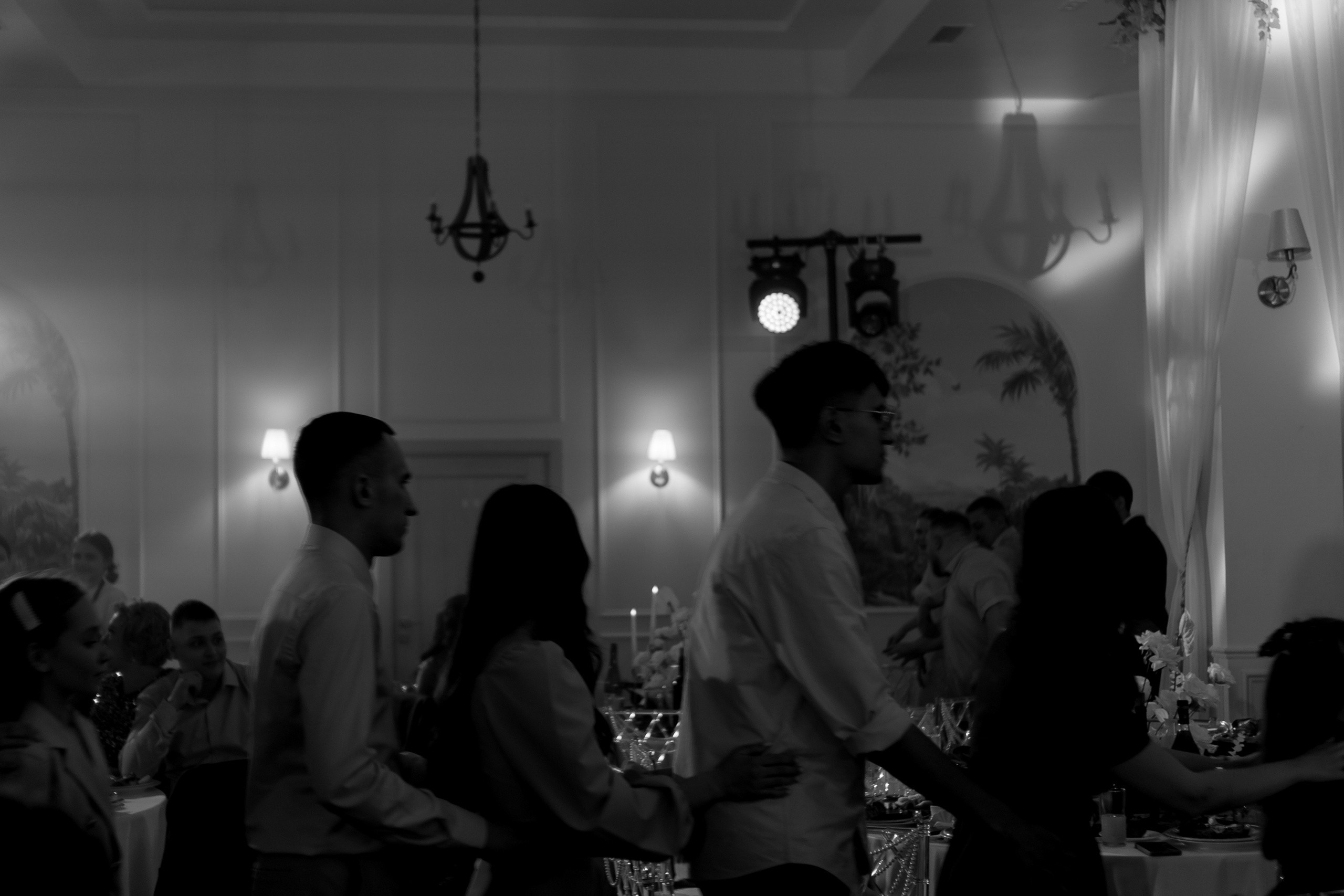 СВАДЕБНАЯ СЬЕМКА СБОРОВ В ОТЕЛЕ И ВЫЕЗД НА ЦЕРЕМОНИЮ (СНЯТО В СИБИРЕ В НИЖНЕВАРТОВСКЕ). Профессиональный фотограф, Санкт-Петербург — Виктория Богомолова