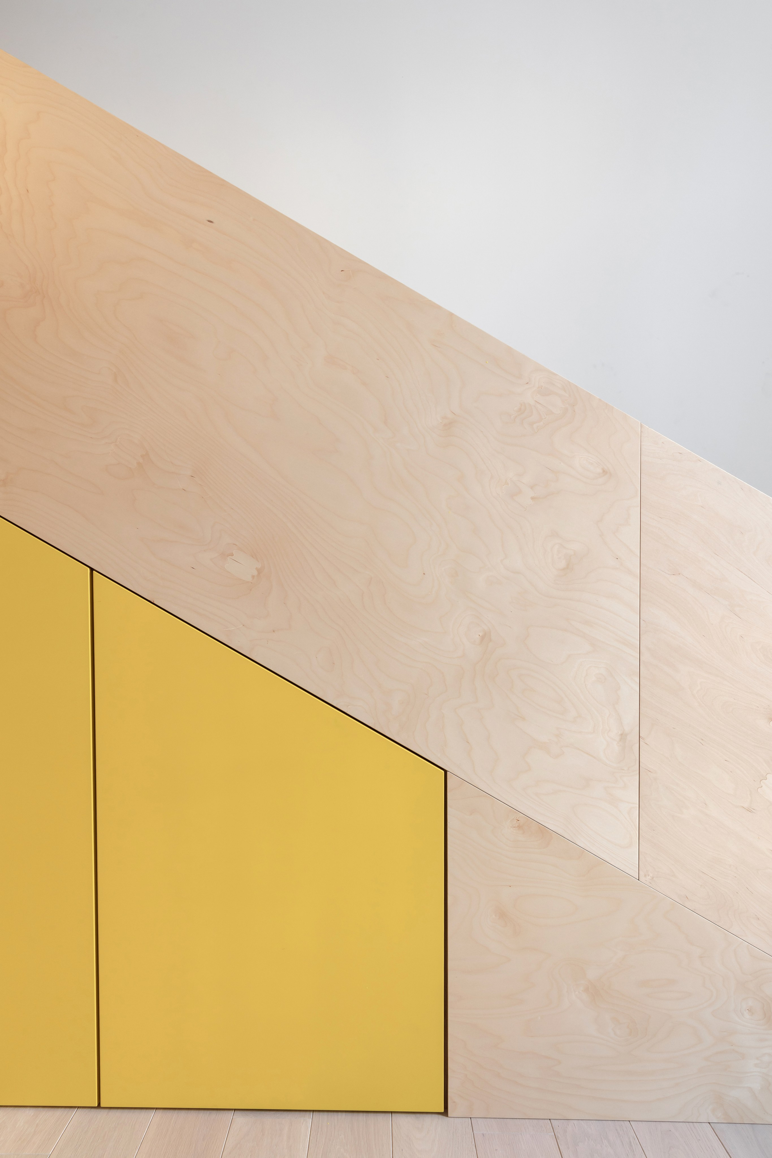 Квартира с мебелью из фанеры. Наталья Мавренкова интерьерный фотограф, декоратор в Санкт-Петербурге