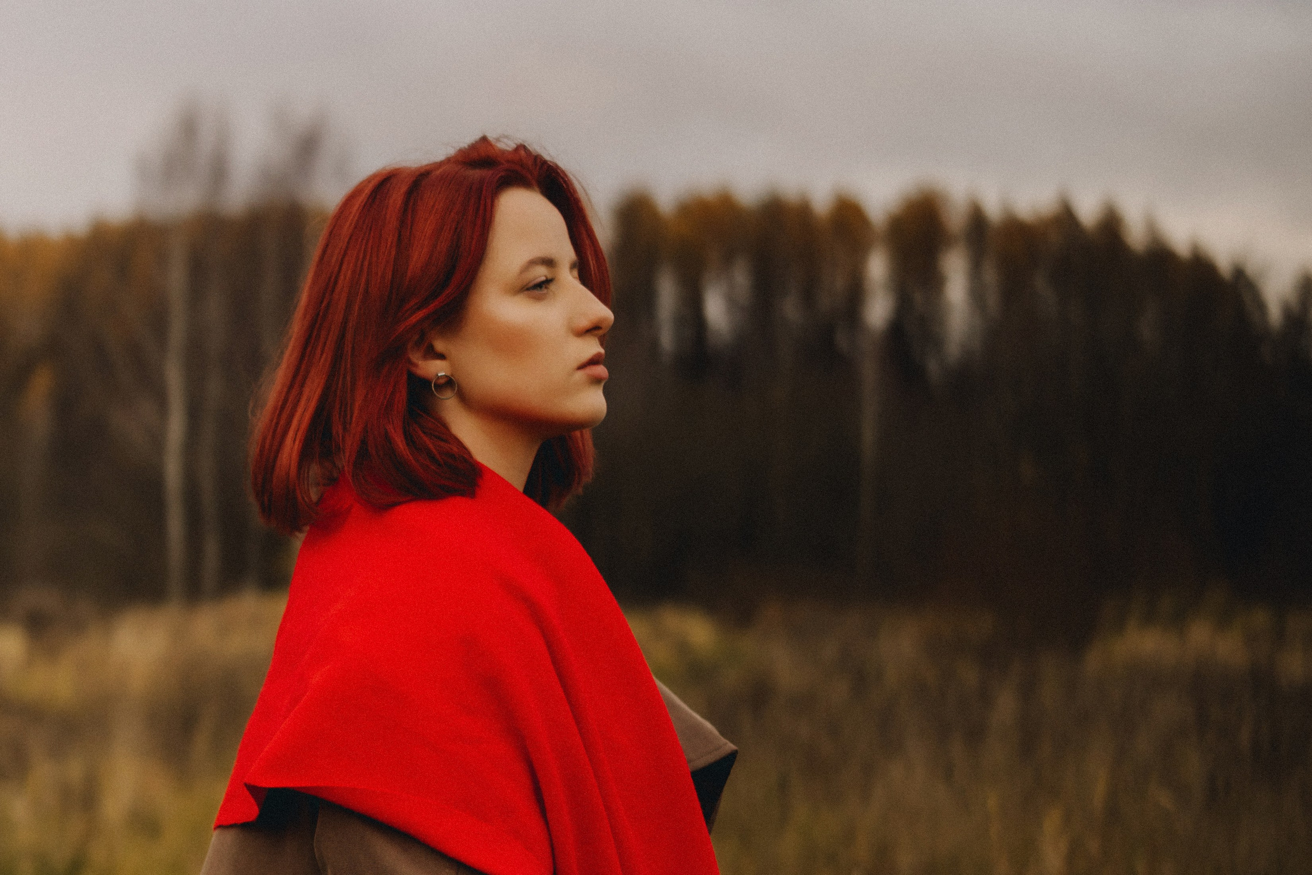 Лия | осенняя фотосессия у воды. Портретный фотограф Москва