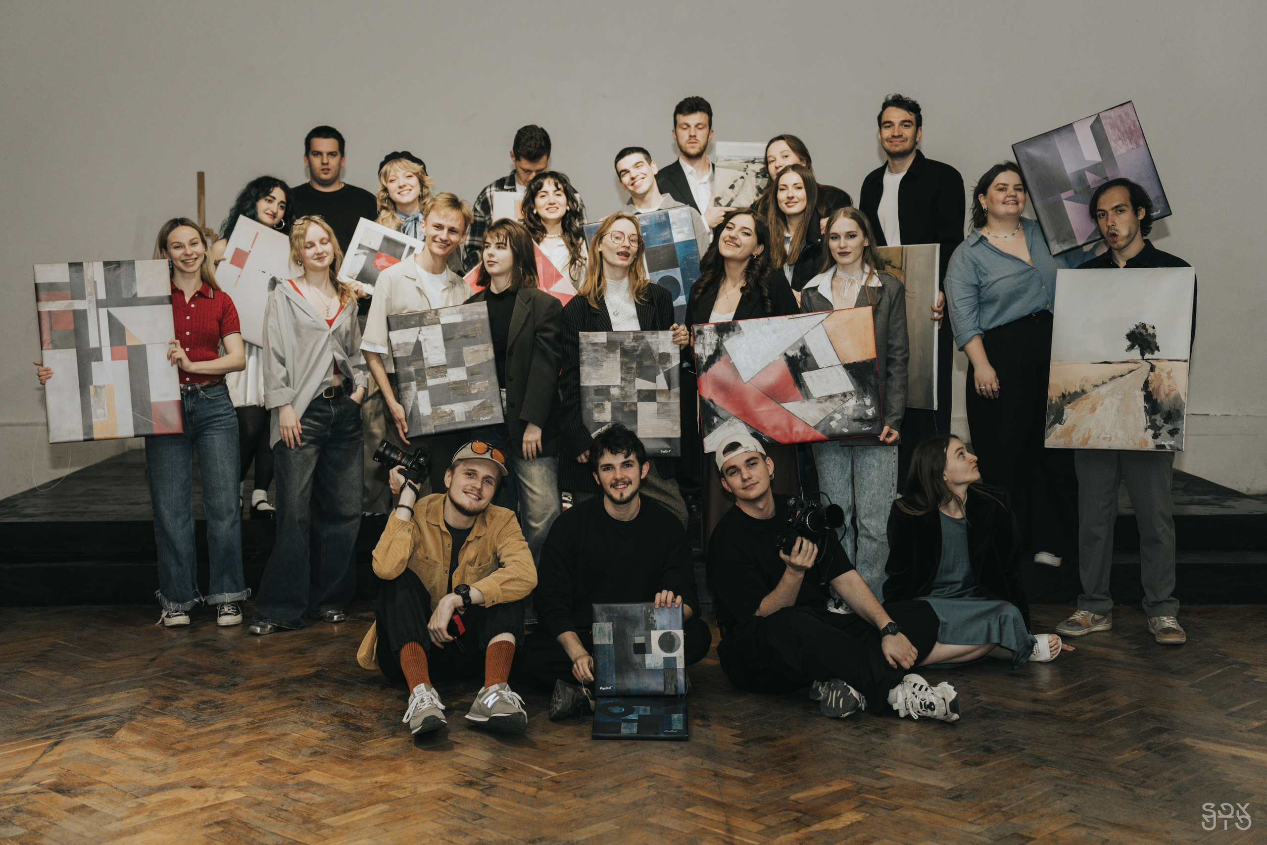 BAKED ROLL x Grad! ent