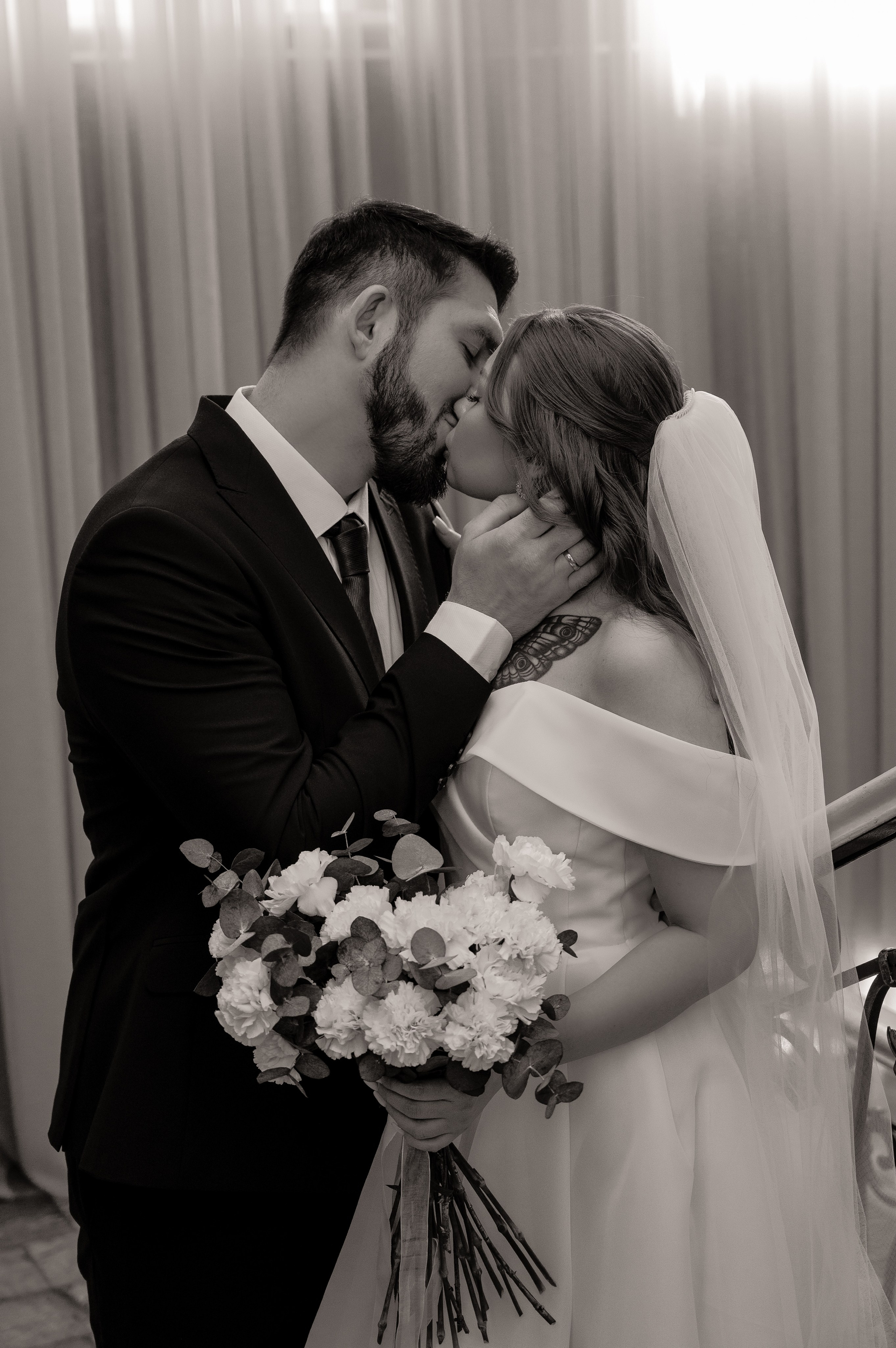 Свадьба загс и прогулка. Свадебный и семейный фотограф в Краснодаре Алина Мельник