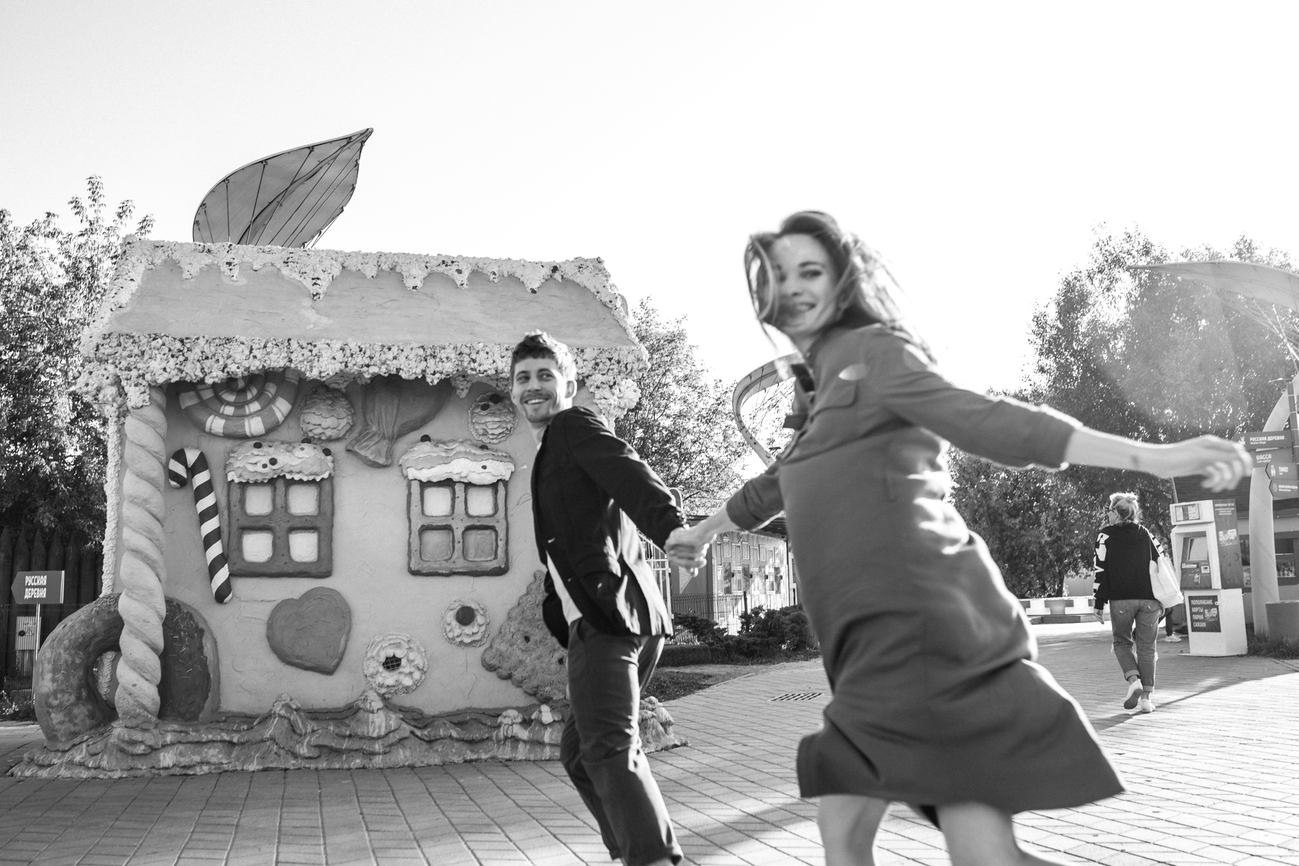 Фотосессия на аттракционах. Фото Радости. Свадебный и семейный фотограф в Москве Юлия Самойлова