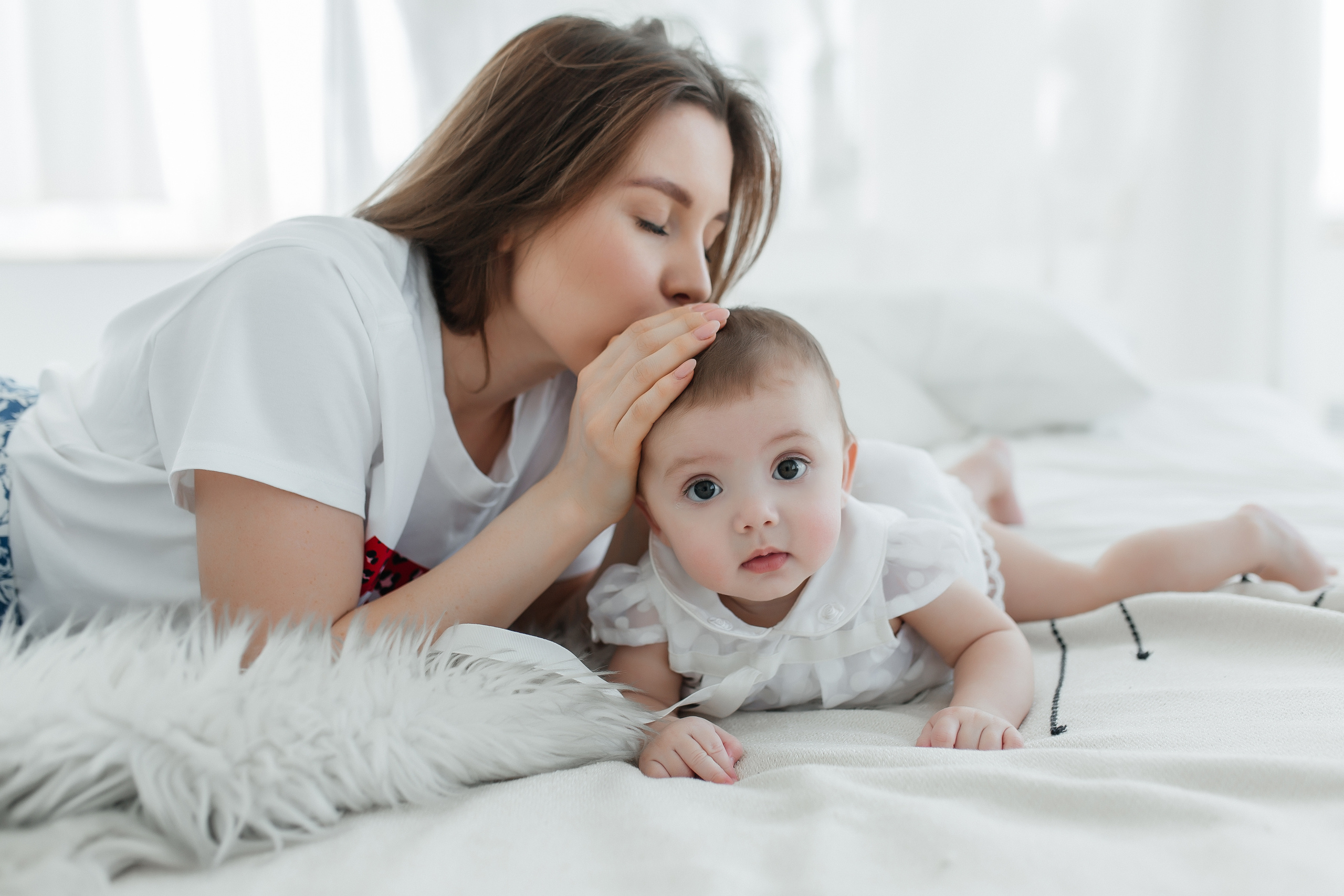 Семейная фотосессия в студии. Фото Радости. Свадебный и семейный фотограф в Москве Юлия Самойлова