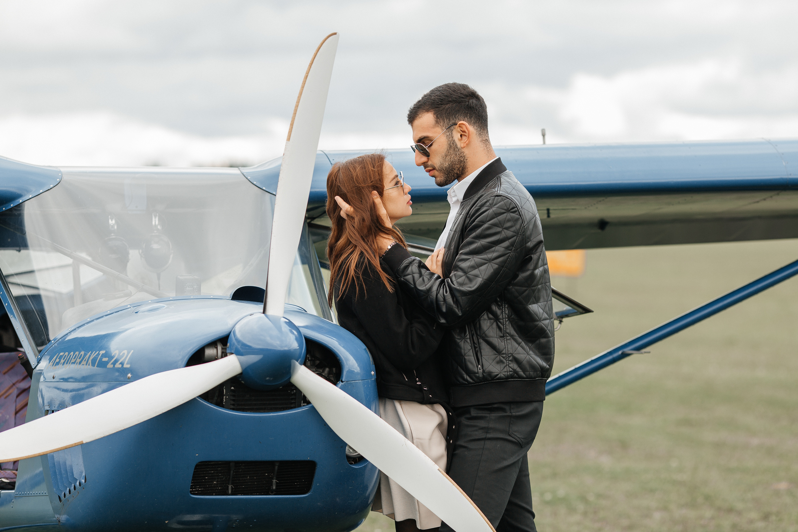 Фотосессия с самолетом. Фото Радости. Свадебный и семейный фотограф в Москве Юлия Самойлова