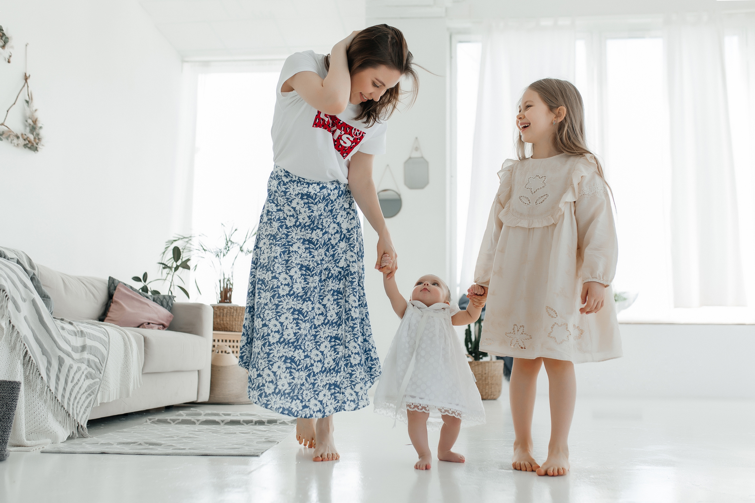Семейная фотосессия в студии. Фото Радости. Свадебный и семейный фотограф в Москве Юлия Самойлова