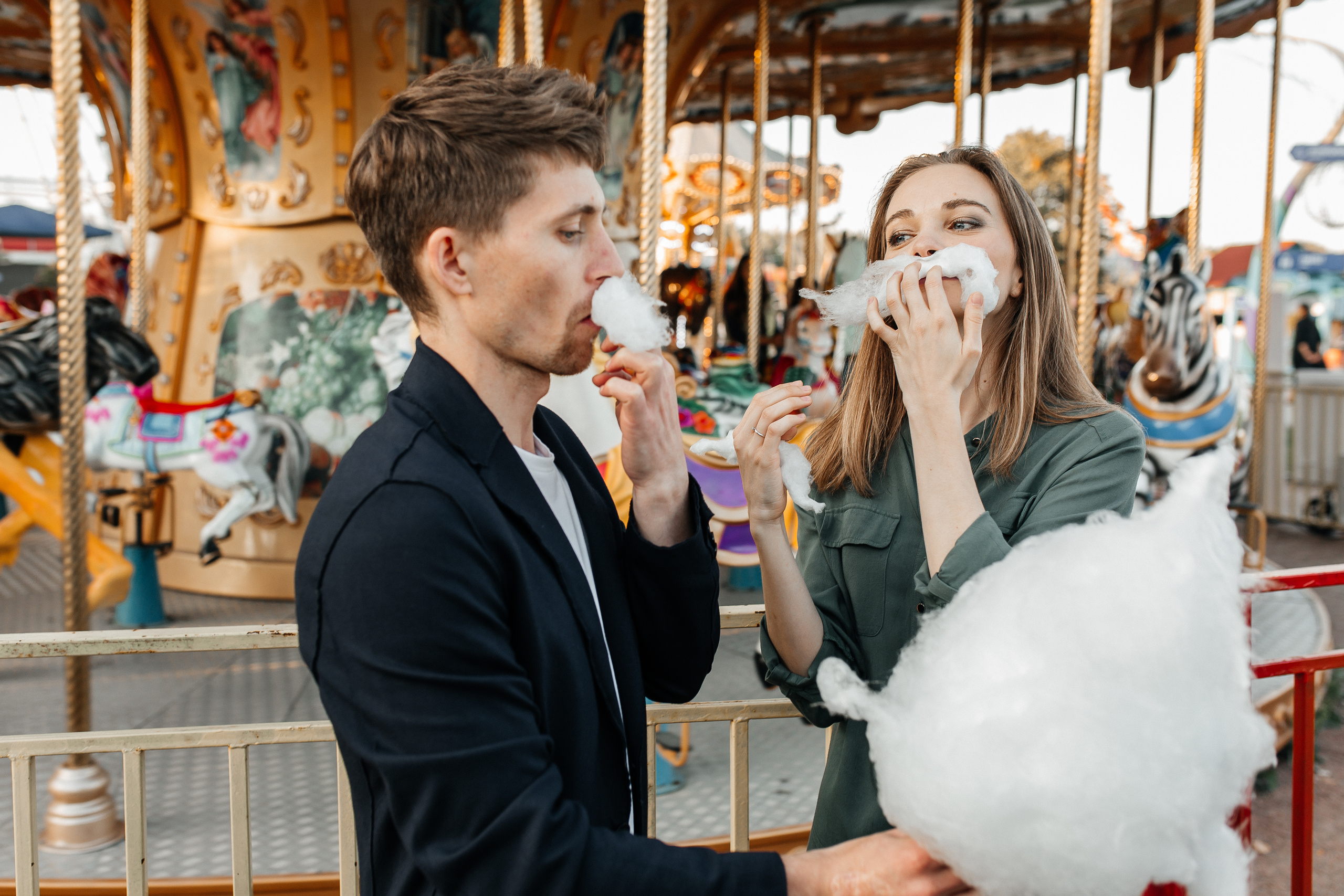 Фотосессия на аттракционах. Фото Радости. Свадебный и семейный фотограф в Москве Юлия Самойлова