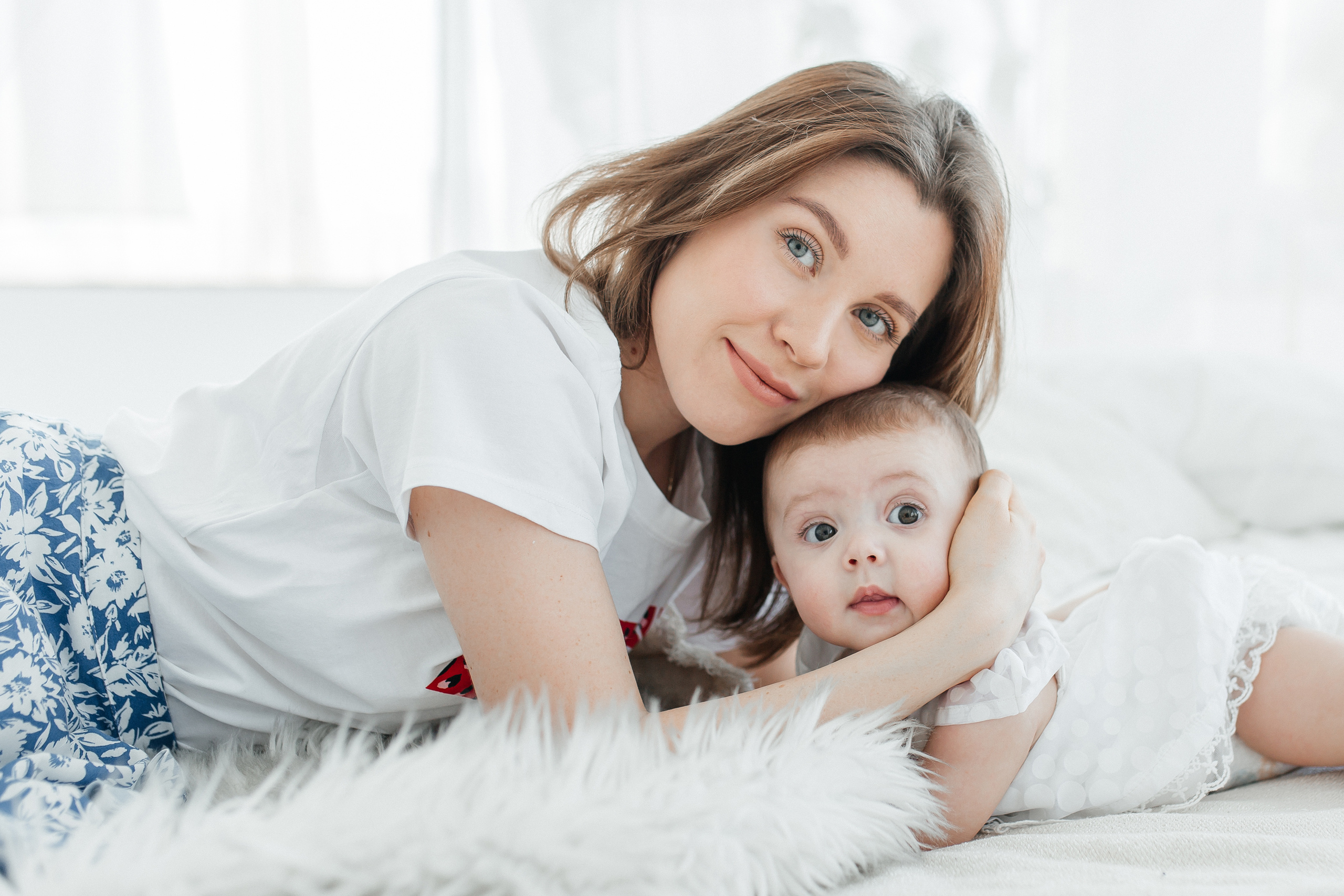 Семейная фотосессия в студии. Фото Радости. Свадебный и семейный фотограф в Москве Юлия Самойлова