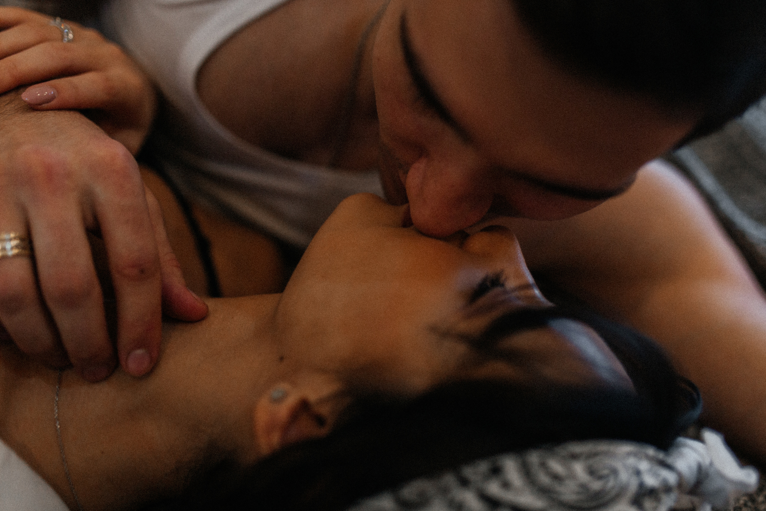 Фотосессия в студии для двоих. Фото Радости. Свадебный и семейный фотограф в Москве Юлия Самойлова