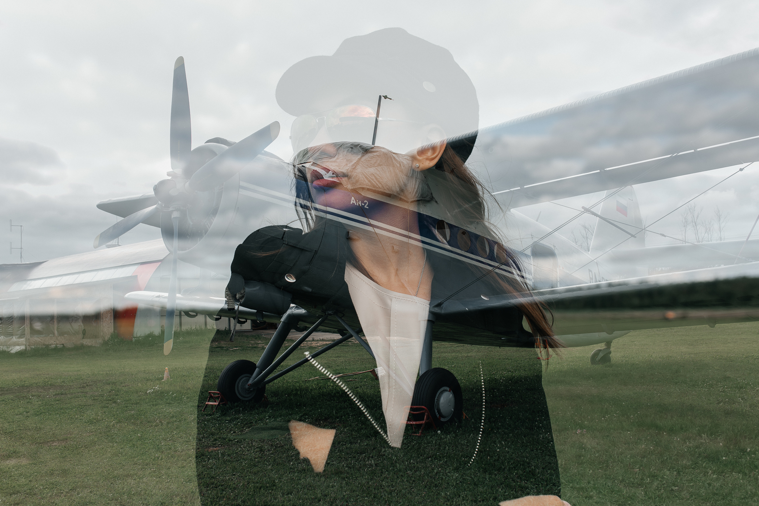 Фотосессия с самолетом. Фото Радости. Свадебный и семейный фотограф в Москве Юлия Самойлова