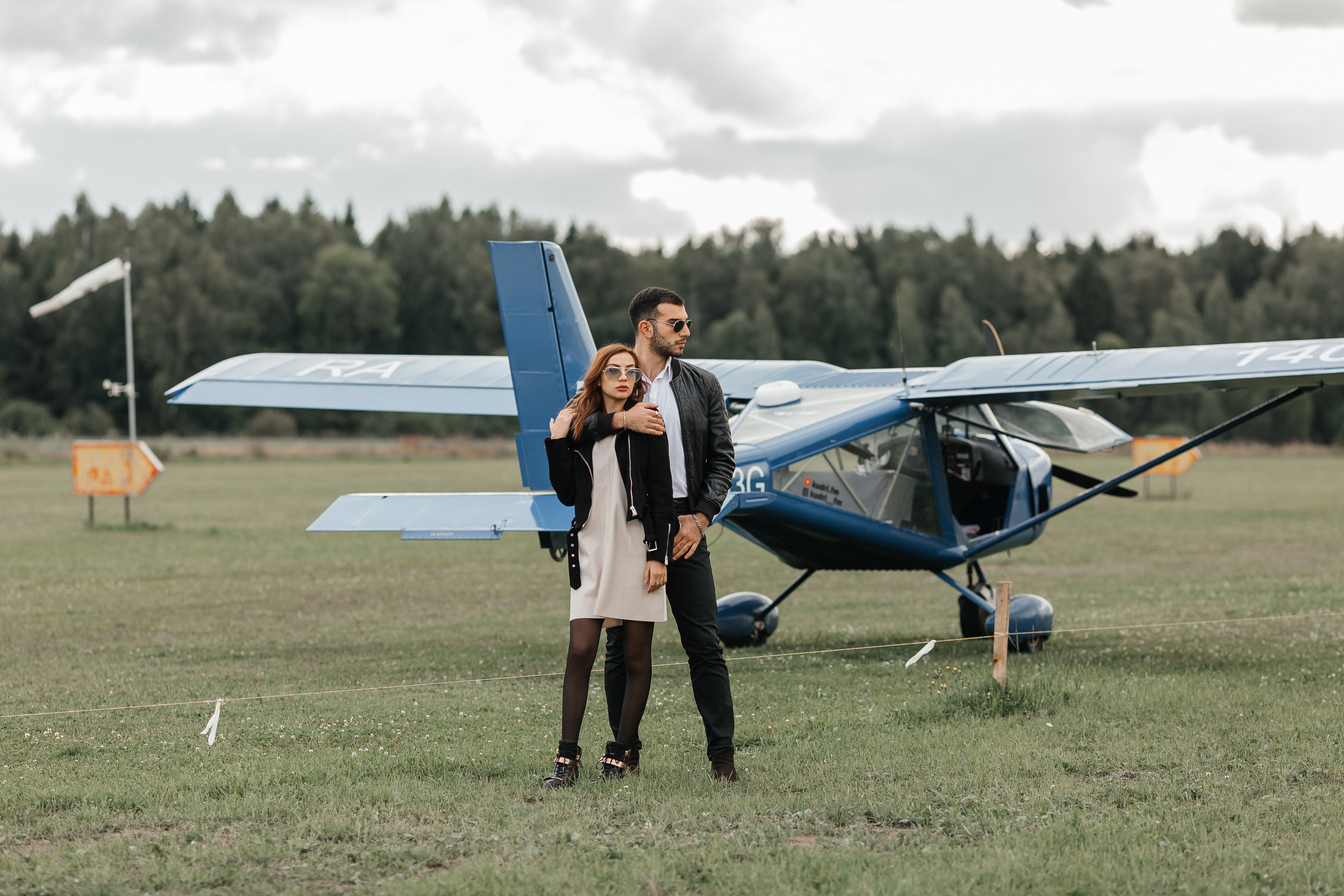 Фотосессия с самолетом. Фото Радости. Свадебный и семейный фотограф в Москве Юлия Самойлова