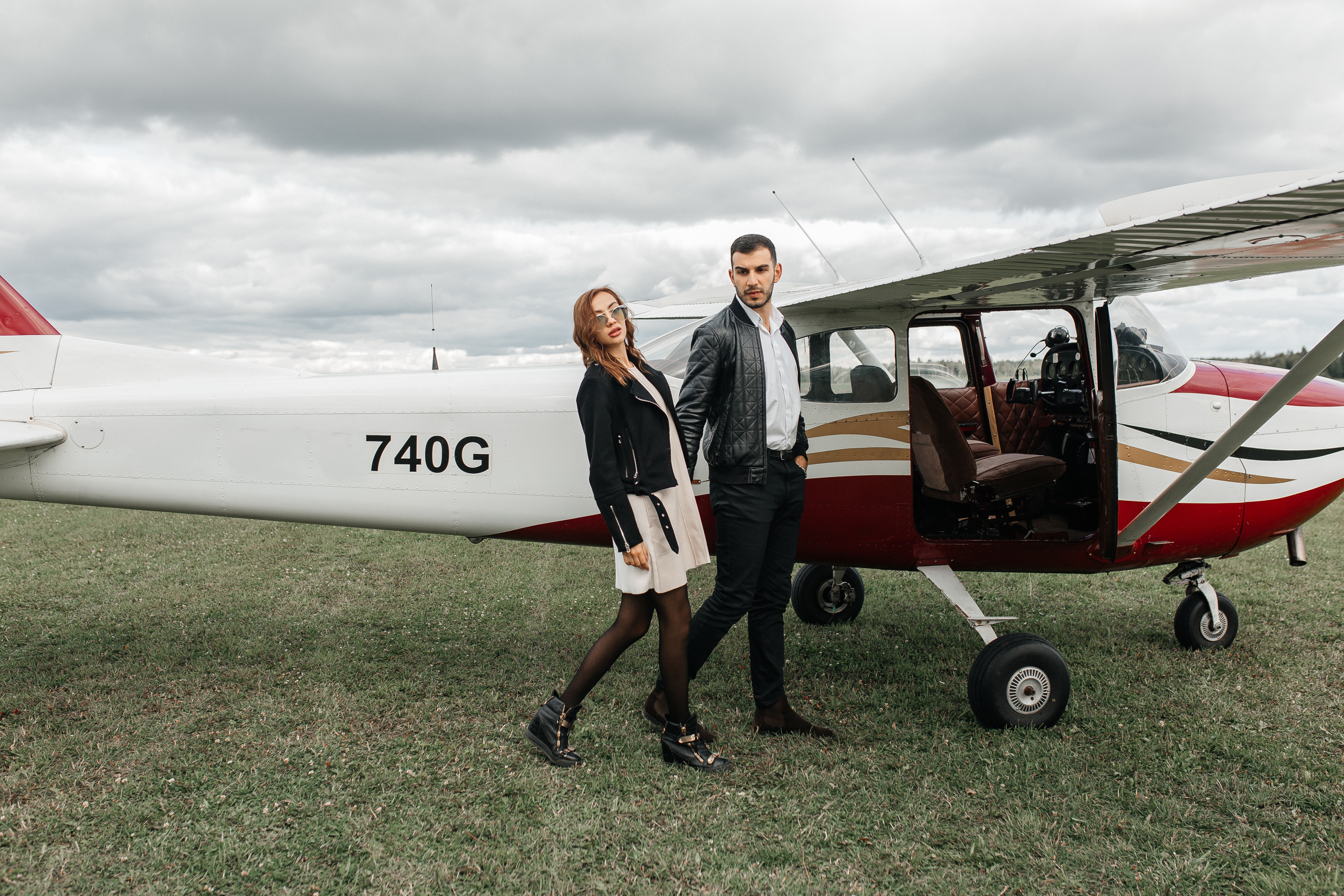 Фотосессия с самолетом. Фото Радости. Свадебный и семейный фотограф в Москве Юлия Самойлова