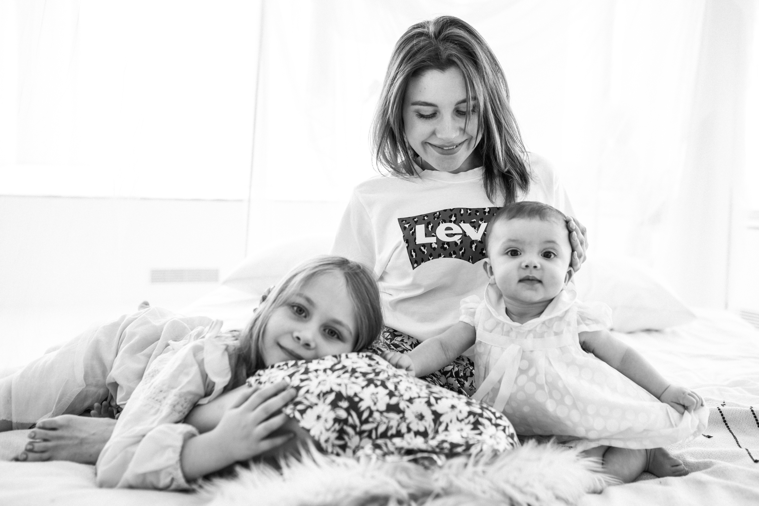 Семейная фотосессия в студии. Фото Радости. Свадебный и семейный фотограф в Москве Юлия Самойлова