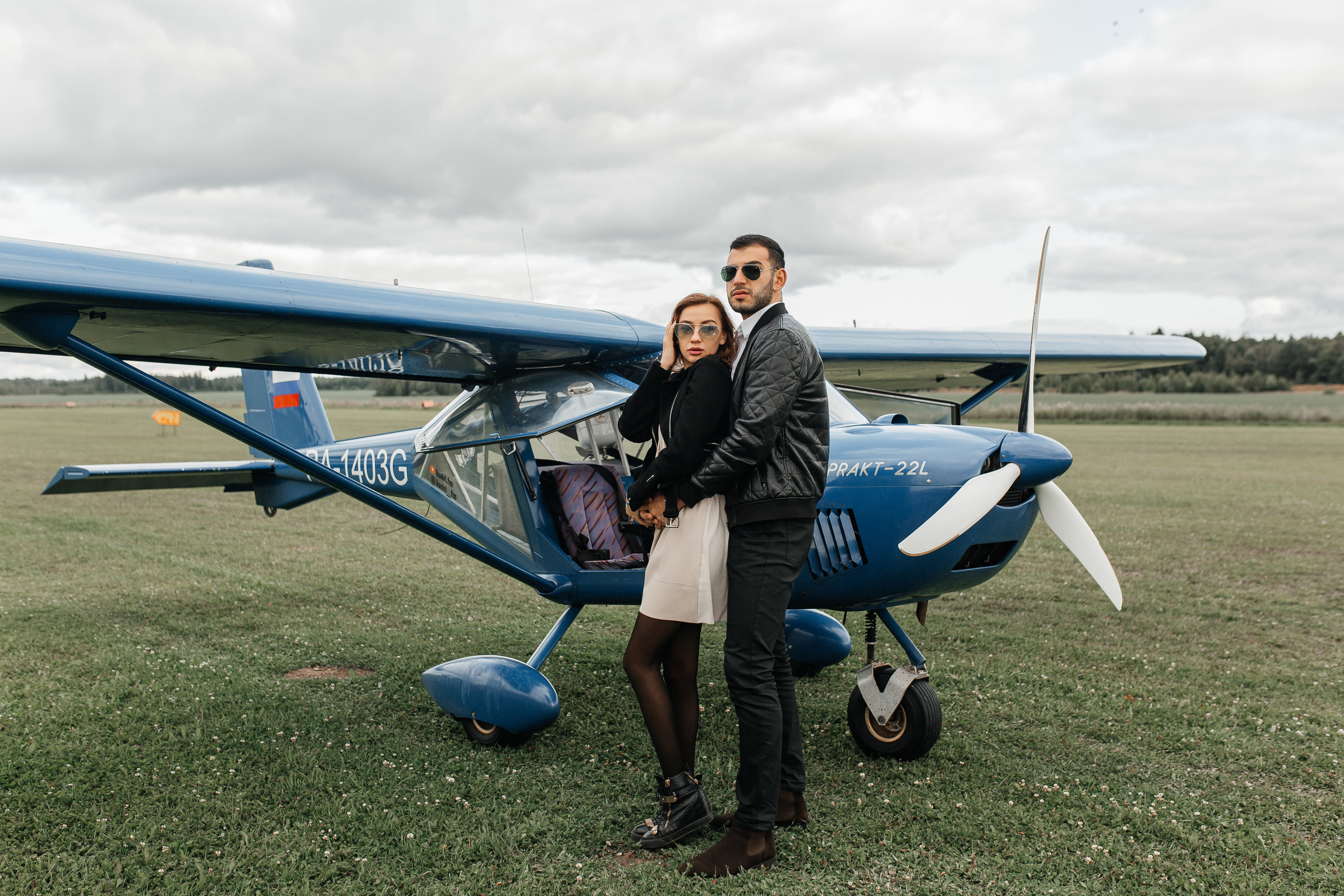 Фотосессия с самолетом. Фото Радости. Свадебный и семейный фотограф в Москве Юлия Самойлова