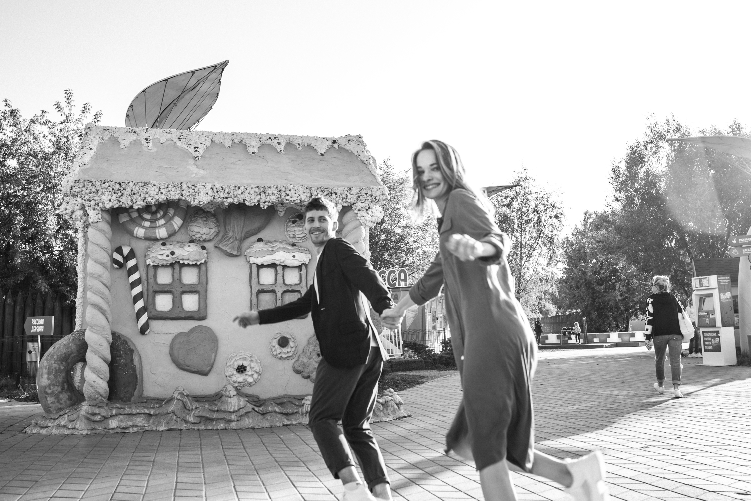 Фотосессия на аттракционах. Фото Радости. Свадебный и семейный фотограф в Москве Юлия Самойлова