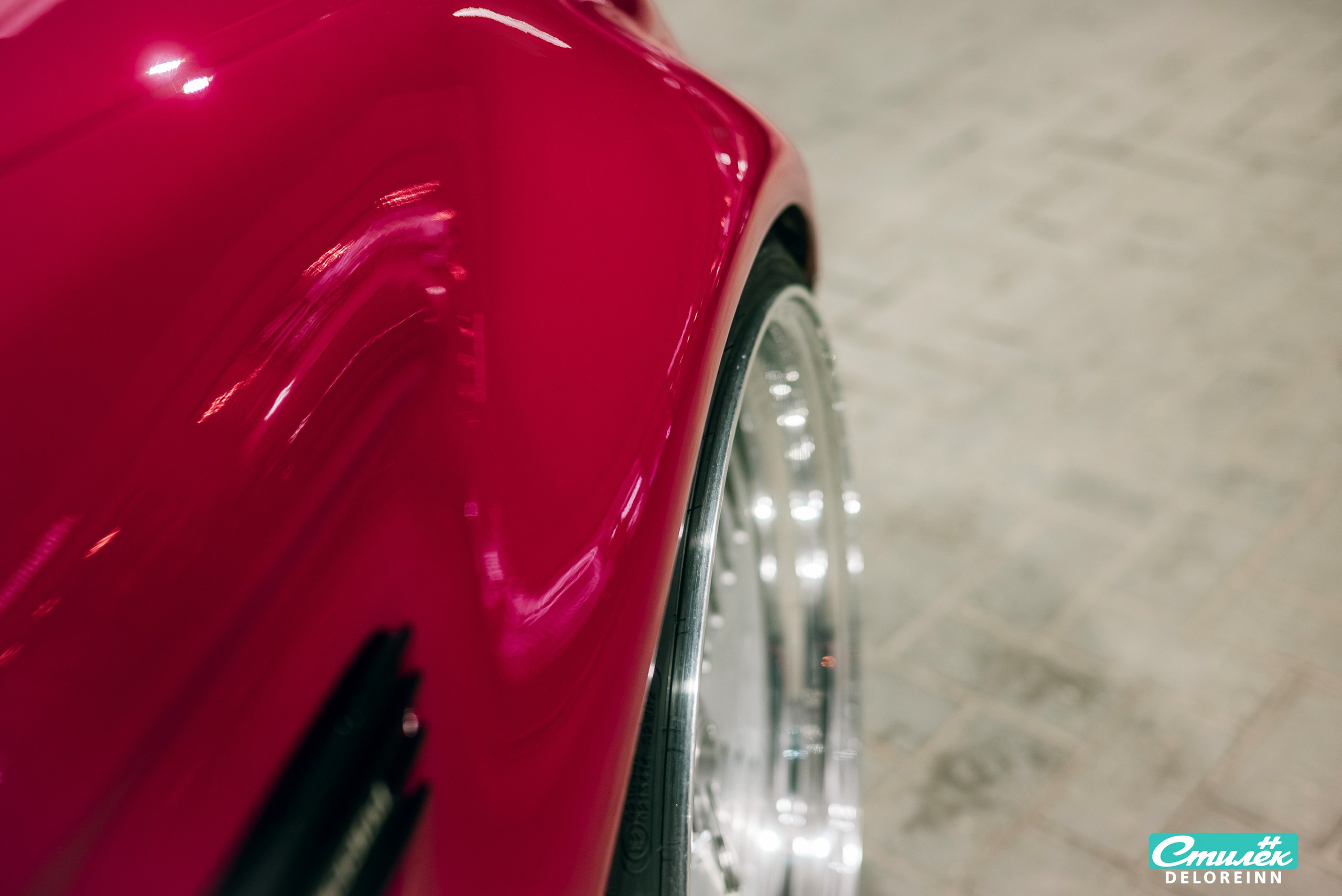 Pink BMW E46 Touring from Finland. DeLorein