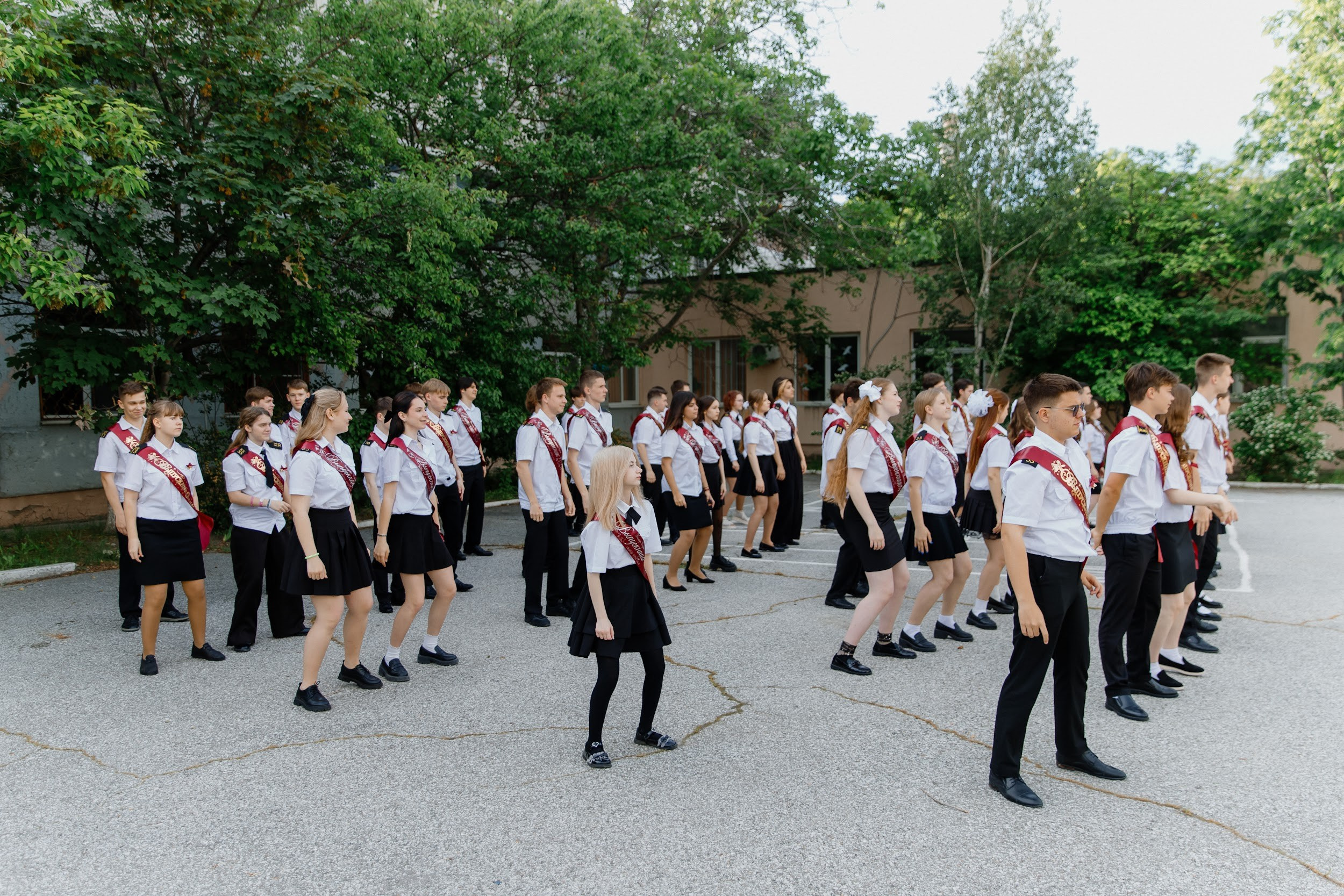 9 класс 33 школа. Выпускные альбомы Натальи Бутко: Новороссийск, Анапа, Геленджик